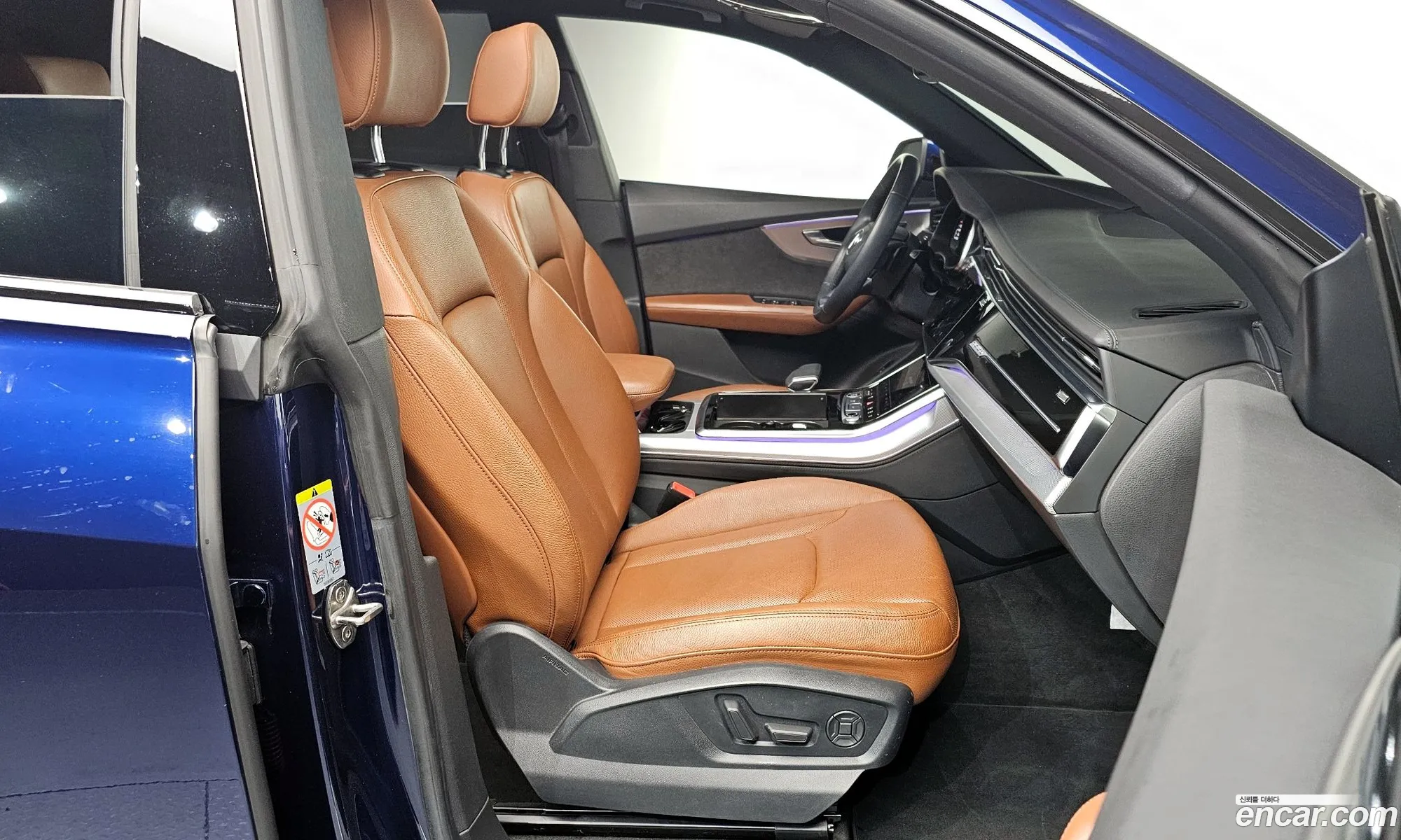 Audi Q8 2021 WAUZZZF1XMD002061 — 7