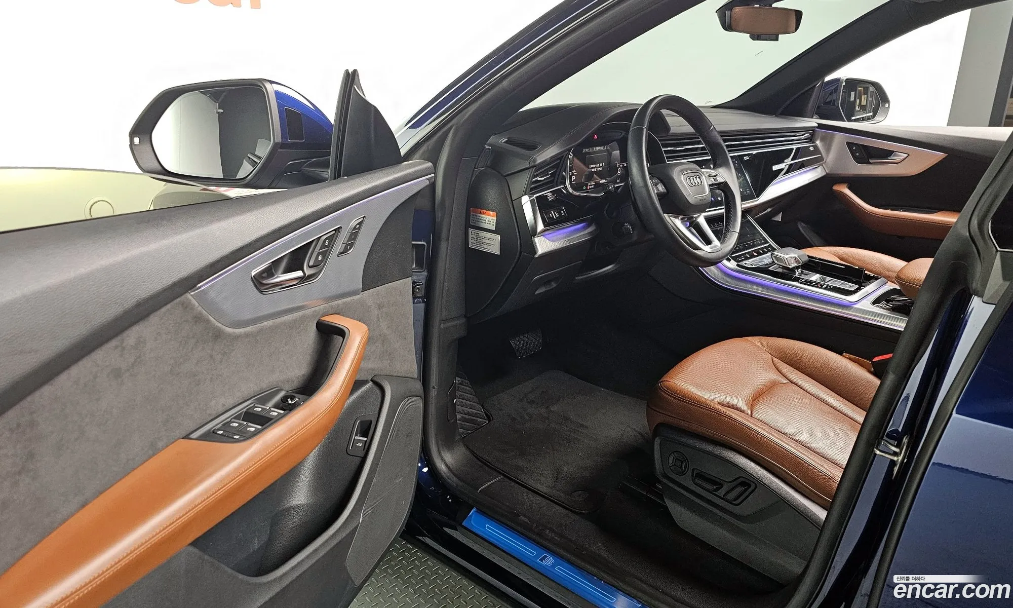 Audi Q8 2021 WAUZZZF1XMD002061 — 14