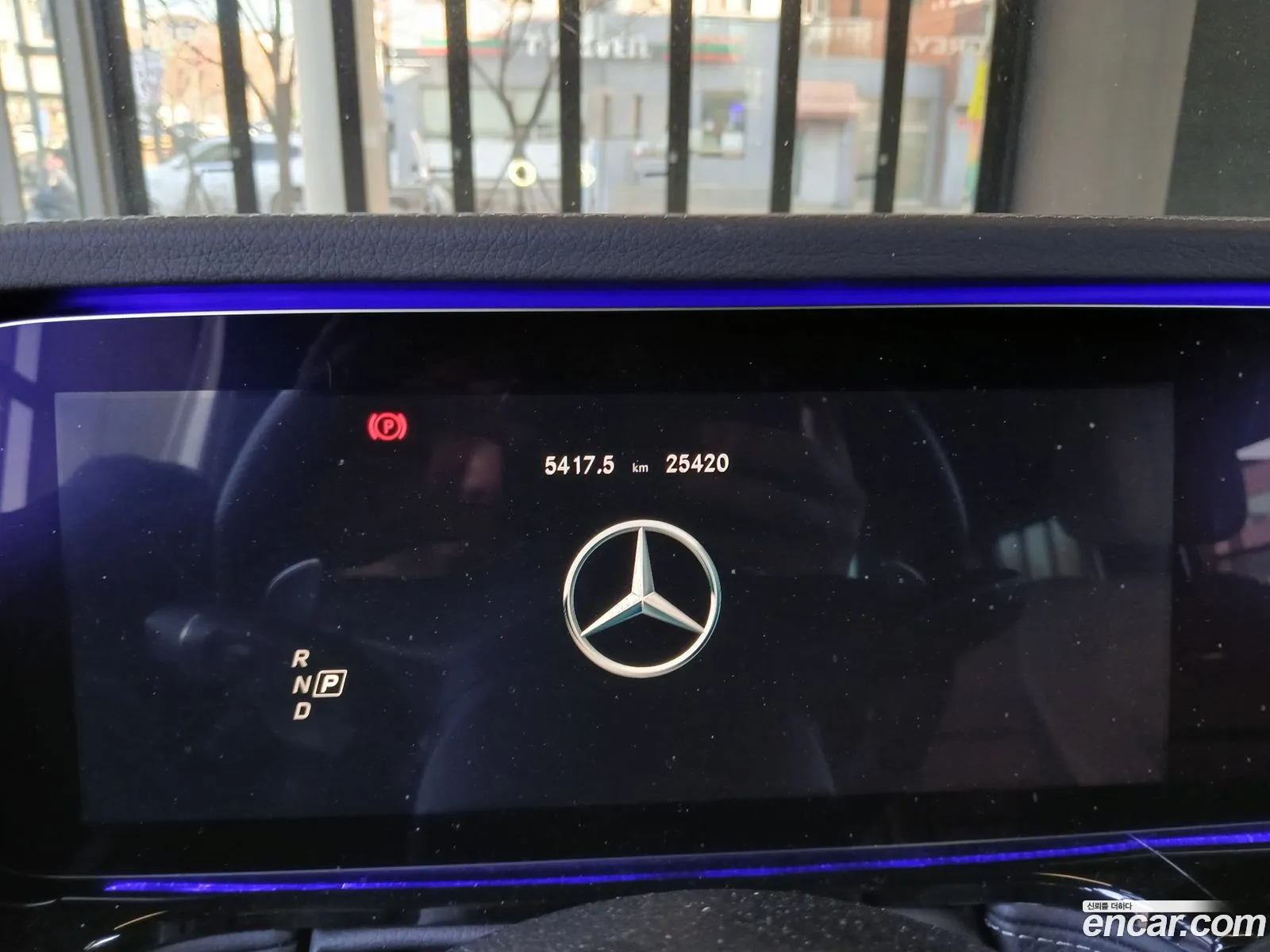 Mercedes-Benz G-Class W463b 2024 — 9