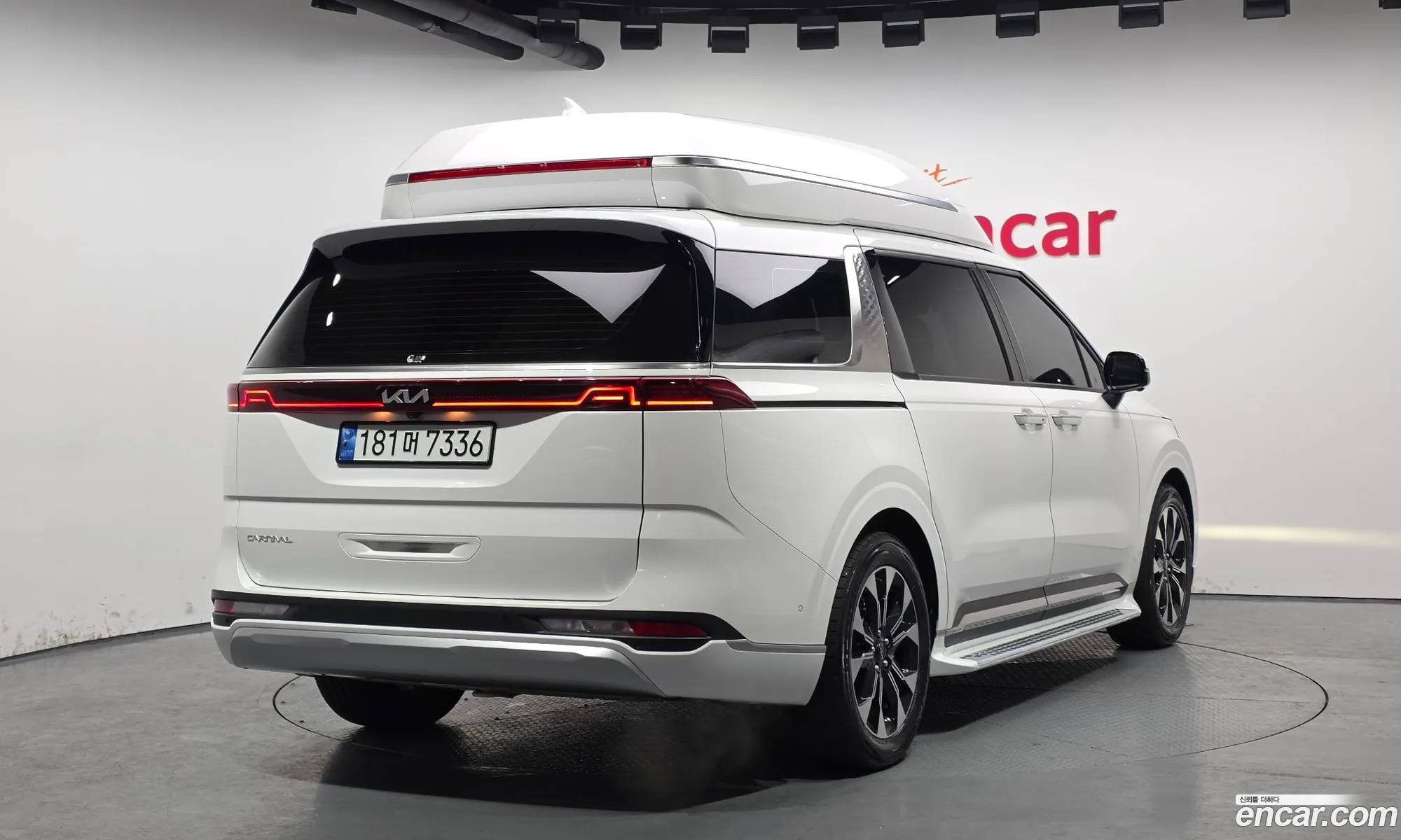 Kia Carnival 2022 — 19