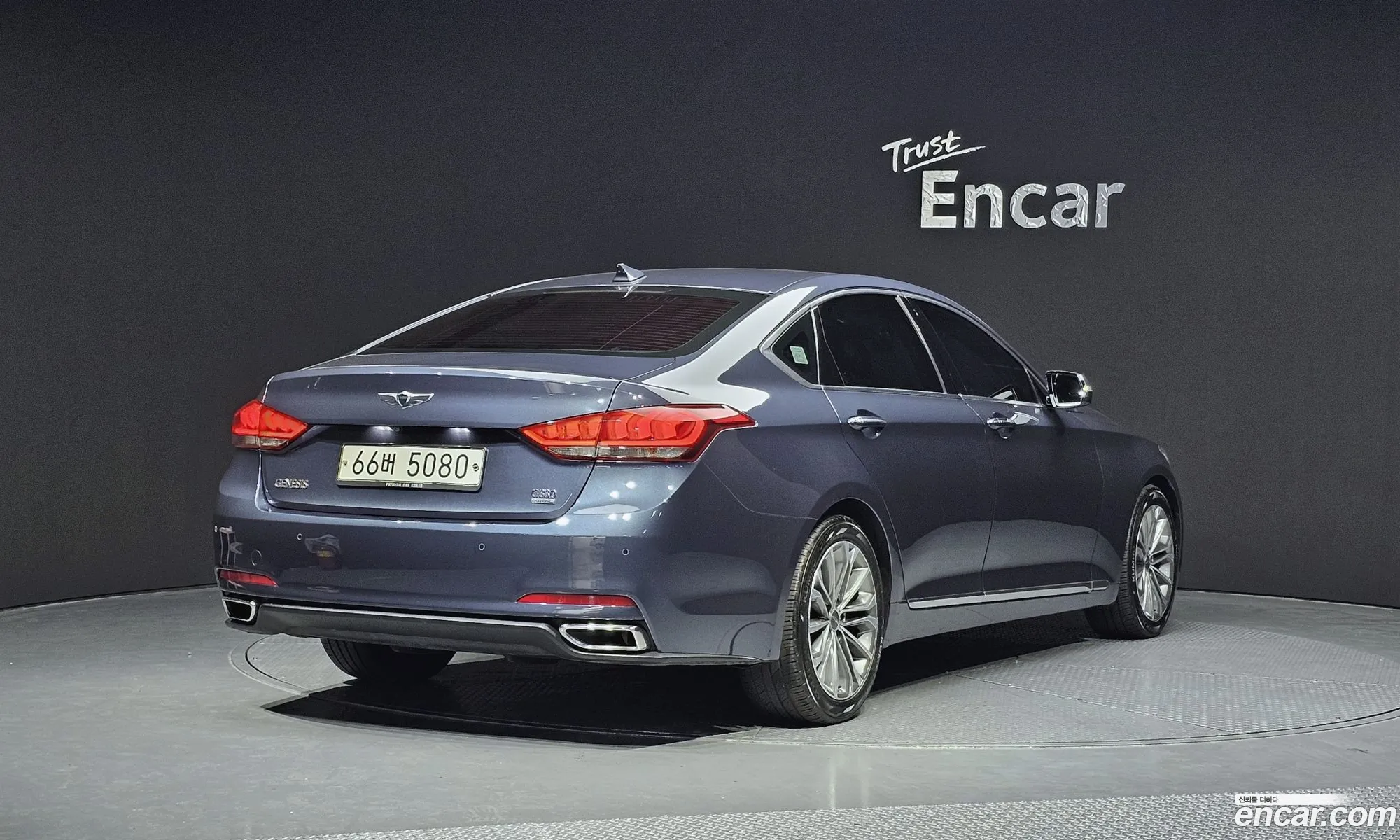 Hyundai Genesis DH 2014 — 18