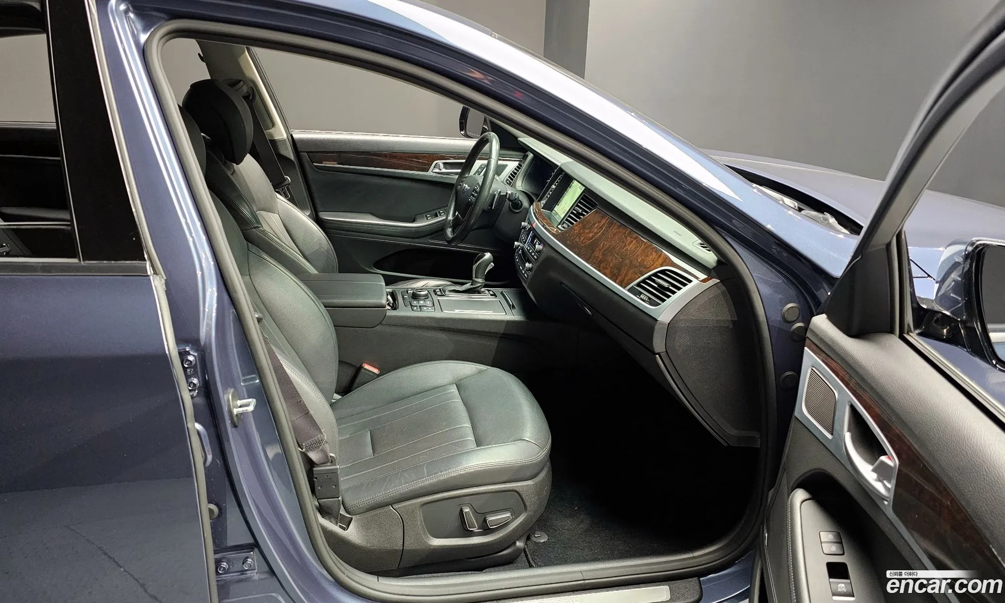 Hyundai Genesis DH 2014 — 5