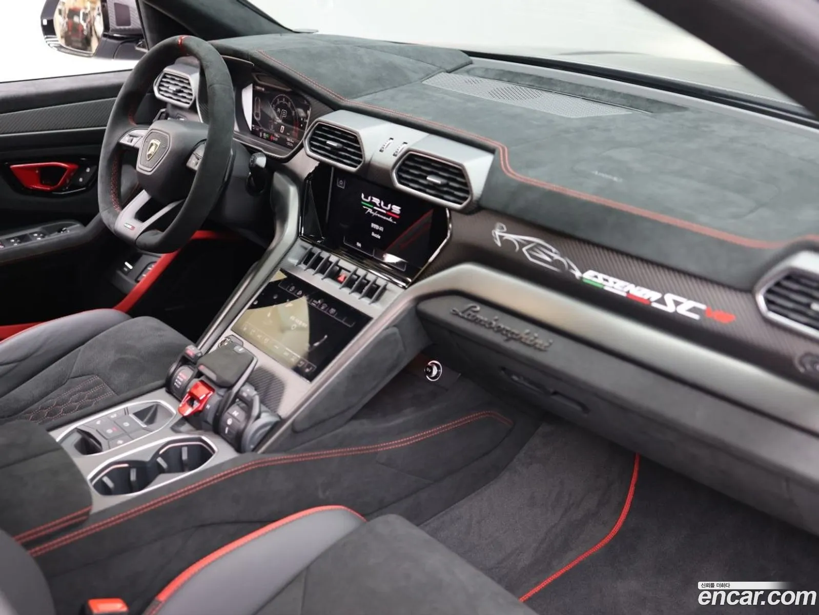 Lamborghini Urus 2023 — 15