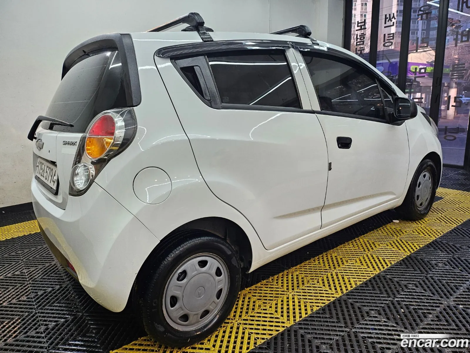 Chevrolet (GM Daewoo) Spark 2011 — 17