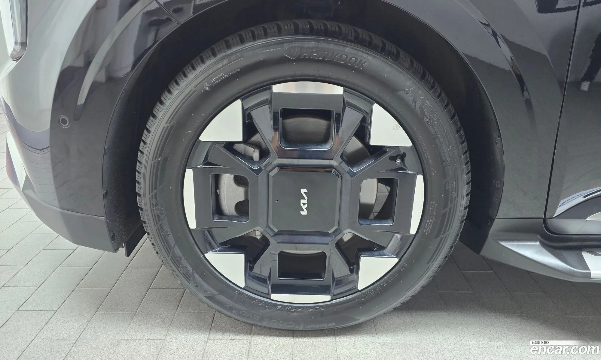 Kia Carnival 2024 — 16