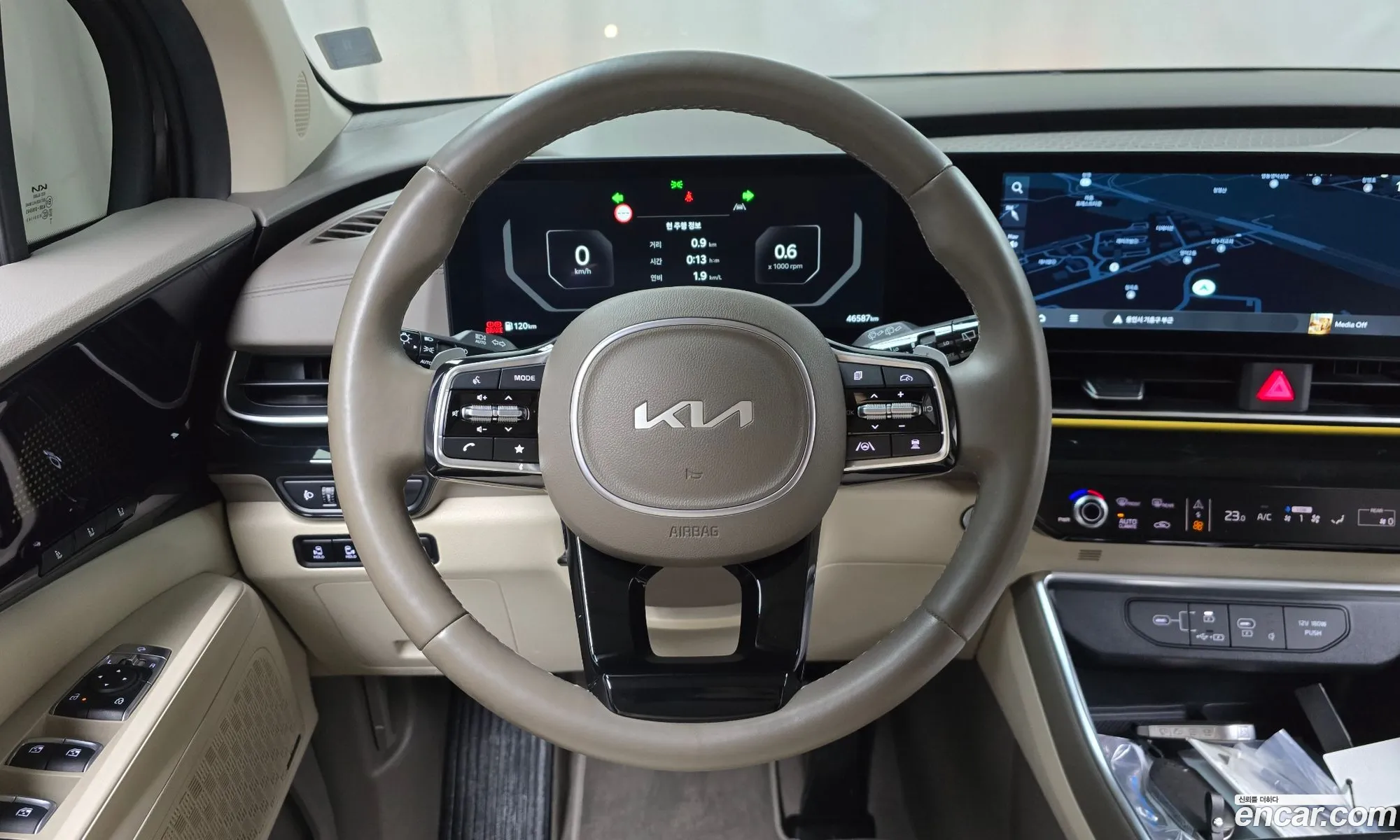 Kia Carnival 2024 — 11