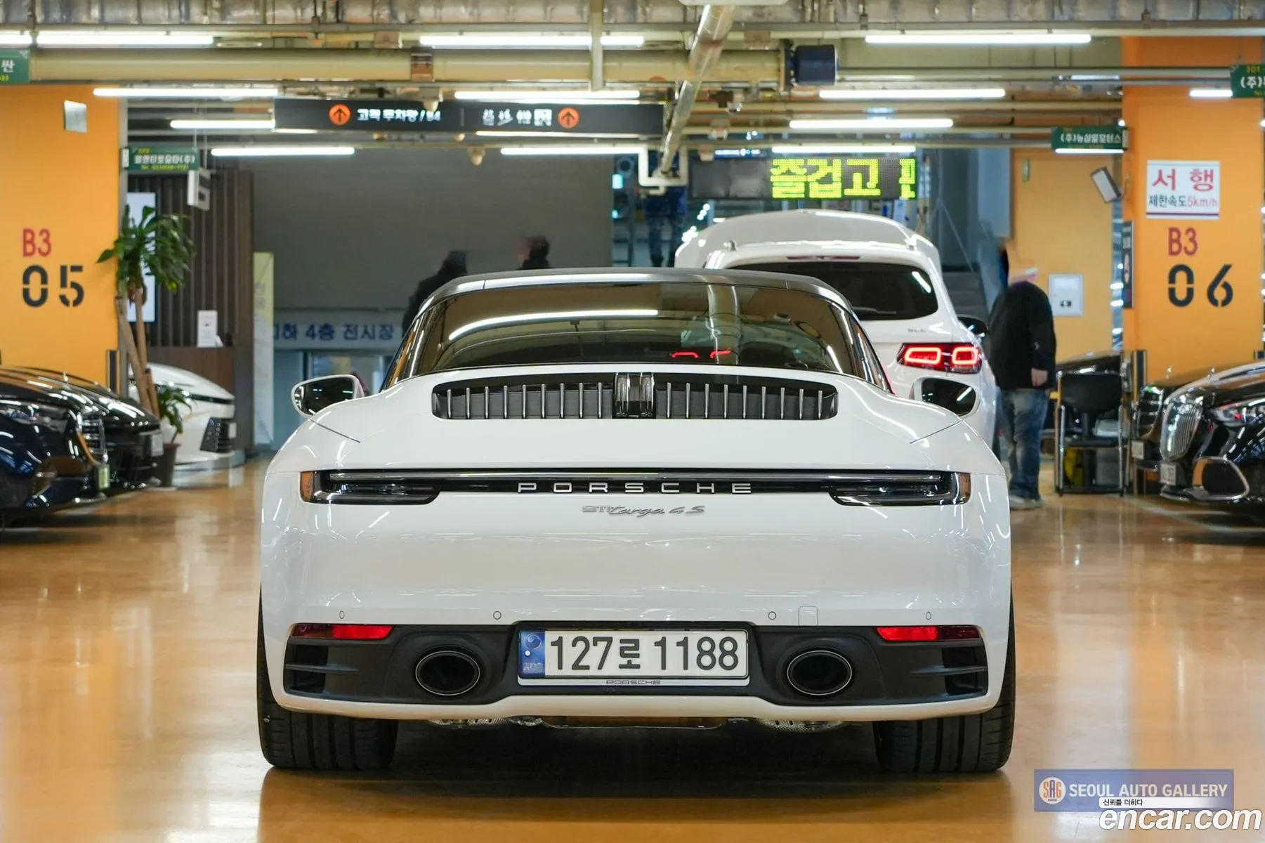 Porsche 911 2021 — 10