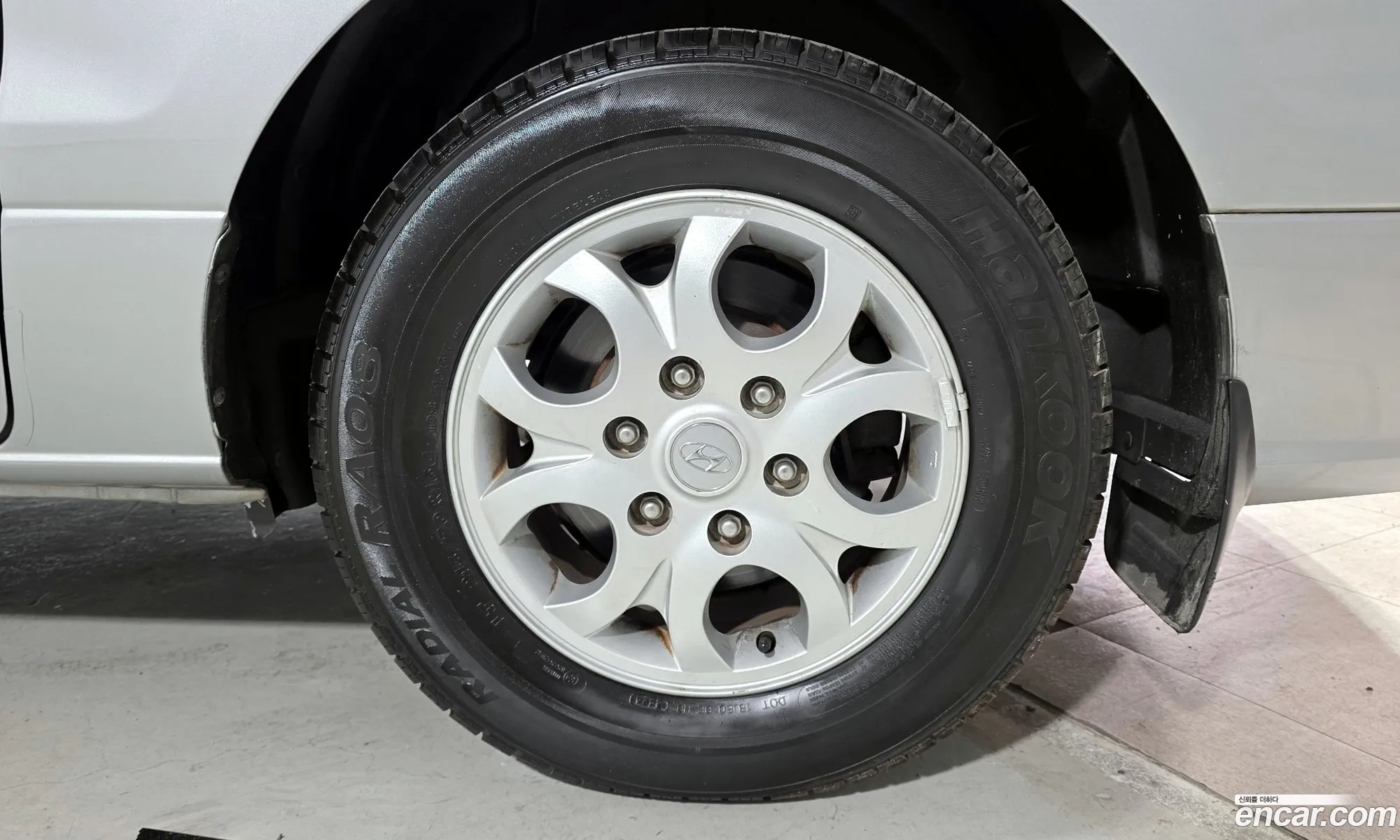 Hyundai Grand Starex 2013 — 17