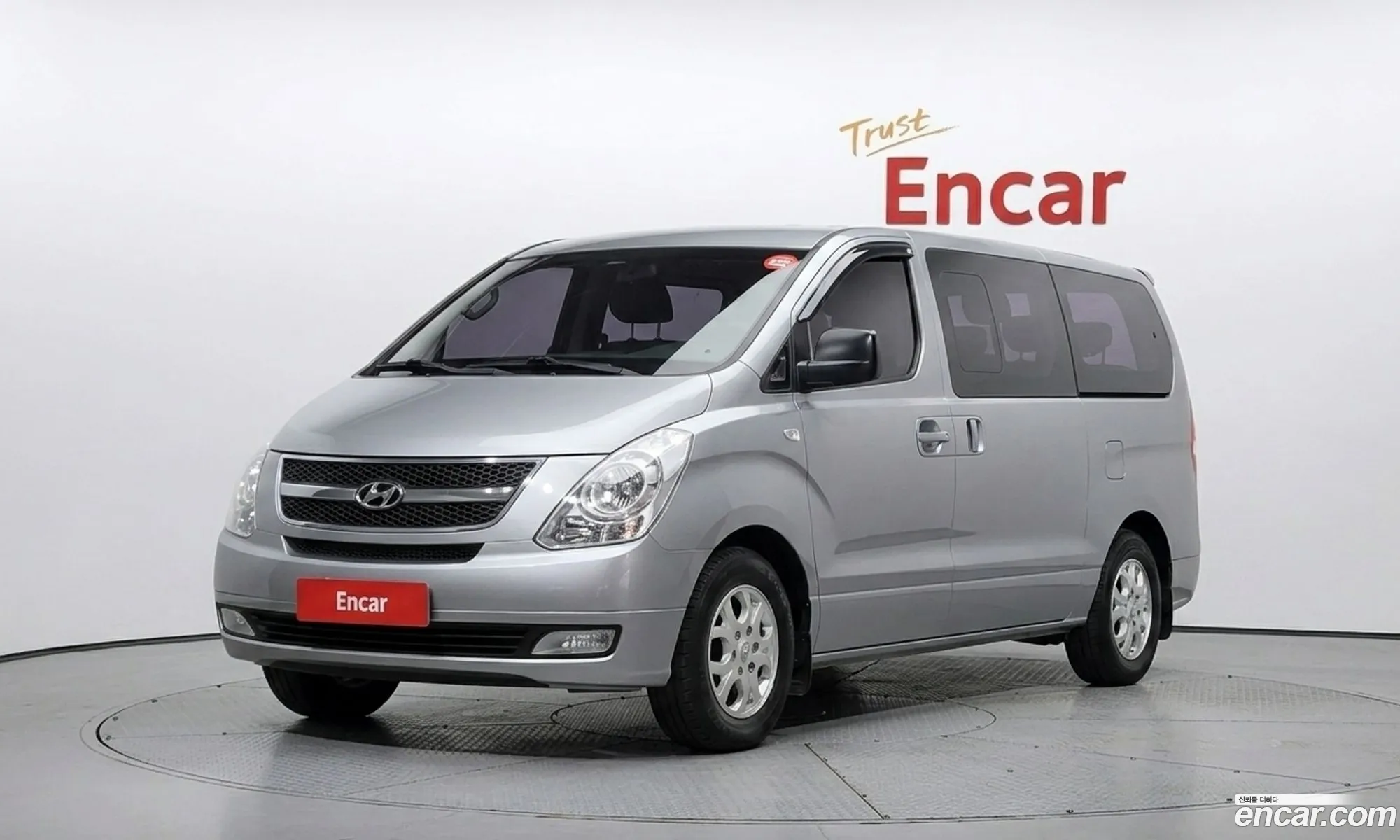 Hyundai Grand Starex 2013 — 11