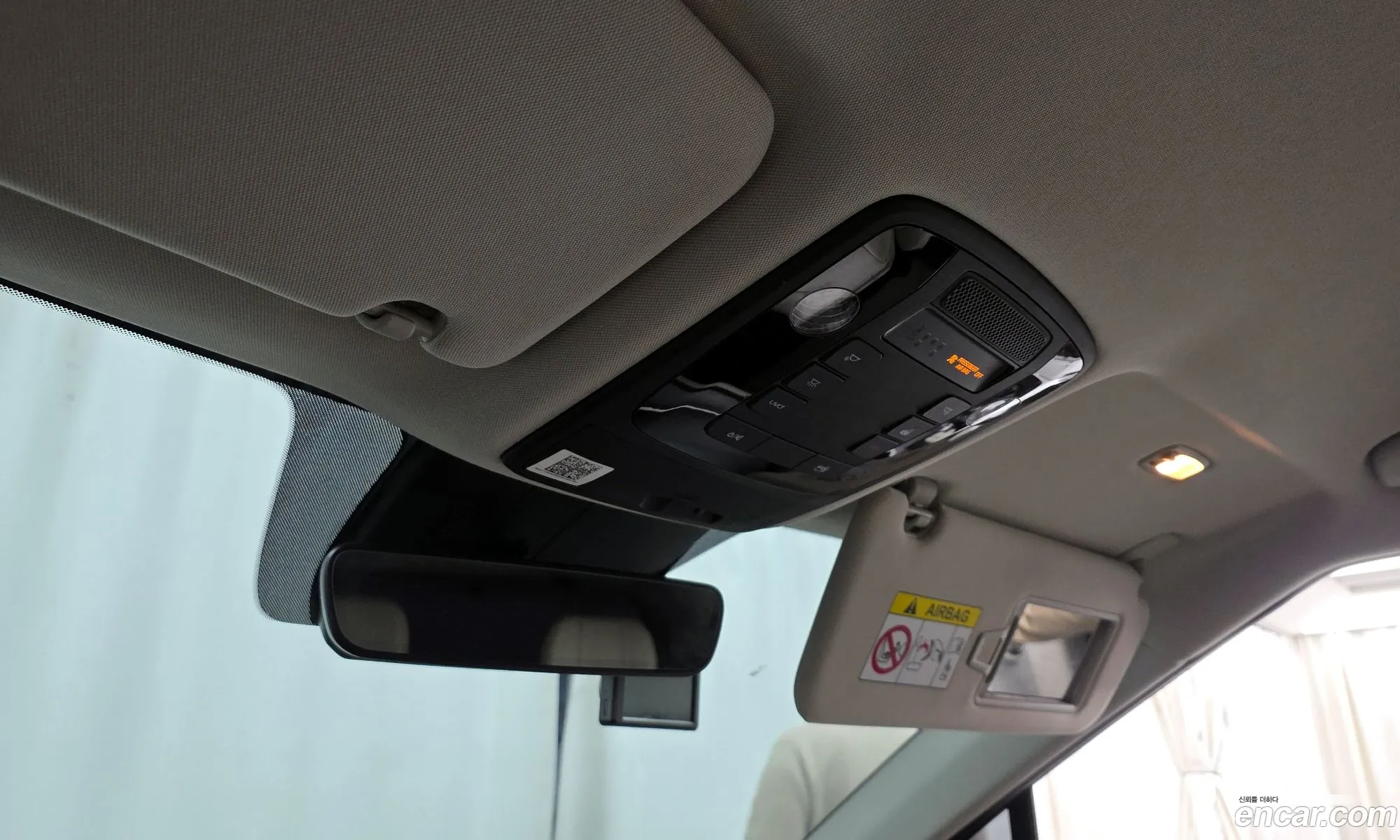 Kia Carnival 2021 KNANC81BBMS098860 — 4