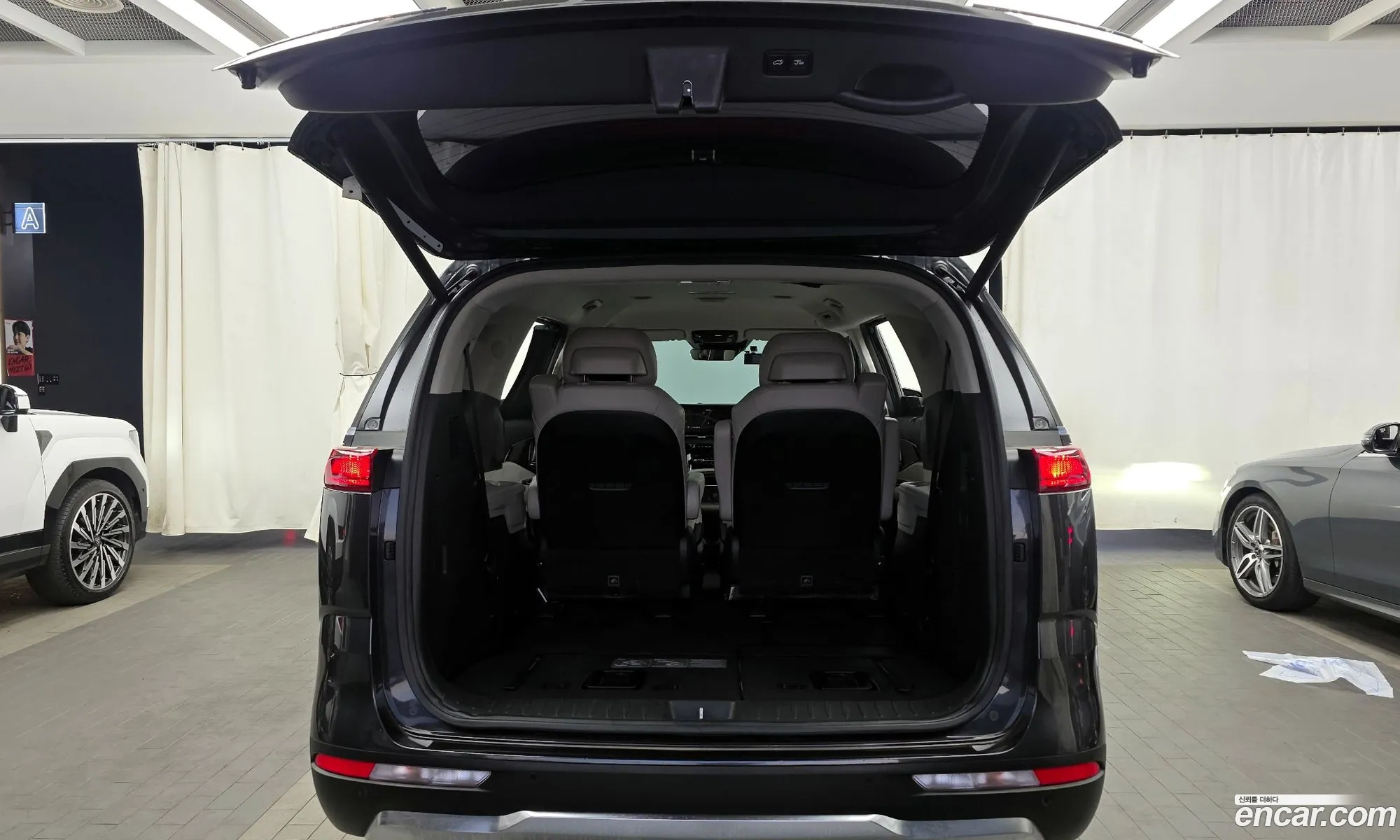 Kia Carnival 2021 KNANC81BBMS098860 — 14