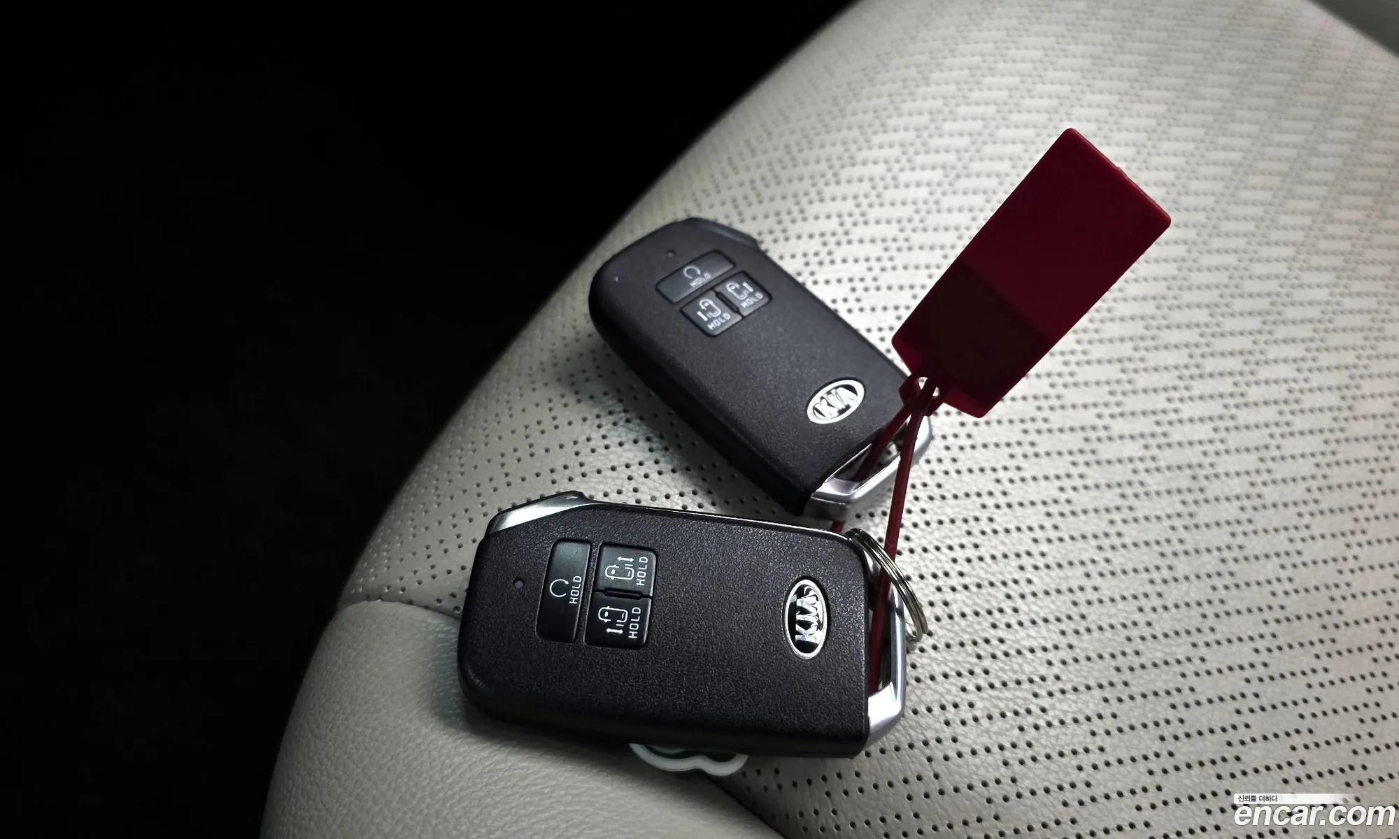 Kia Carnival 2021 KNANC81BBMS098860 — 8