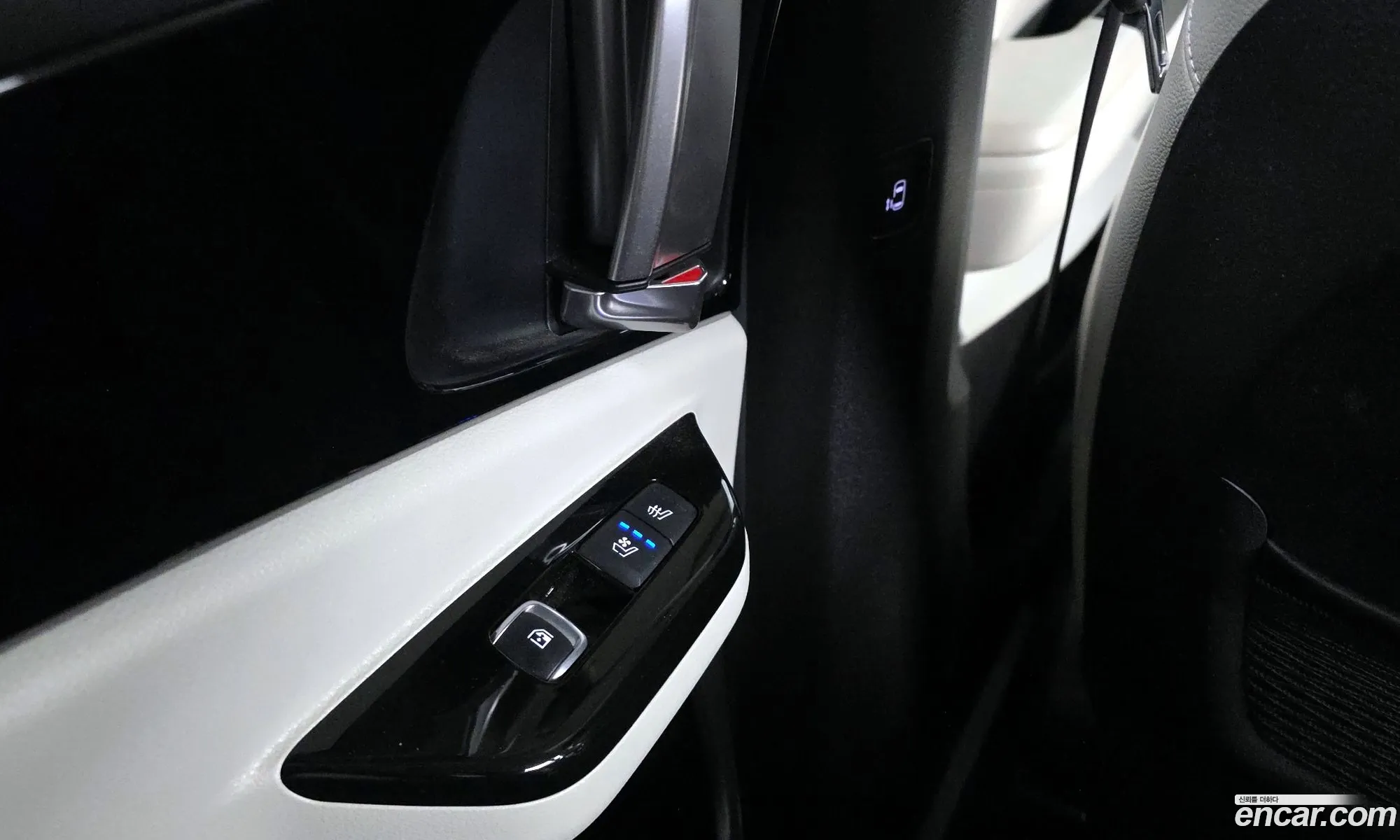 Kia Carnival 2021 KNANC81BBMS098860 — 12