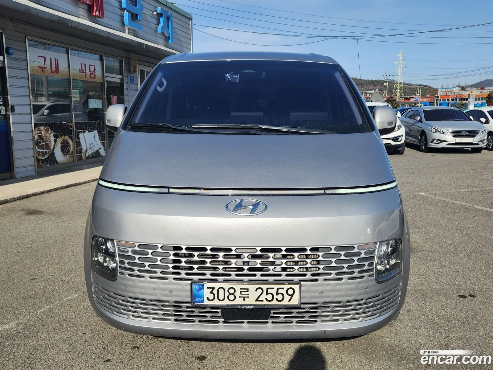 Hyundai Staria 2021 — 4