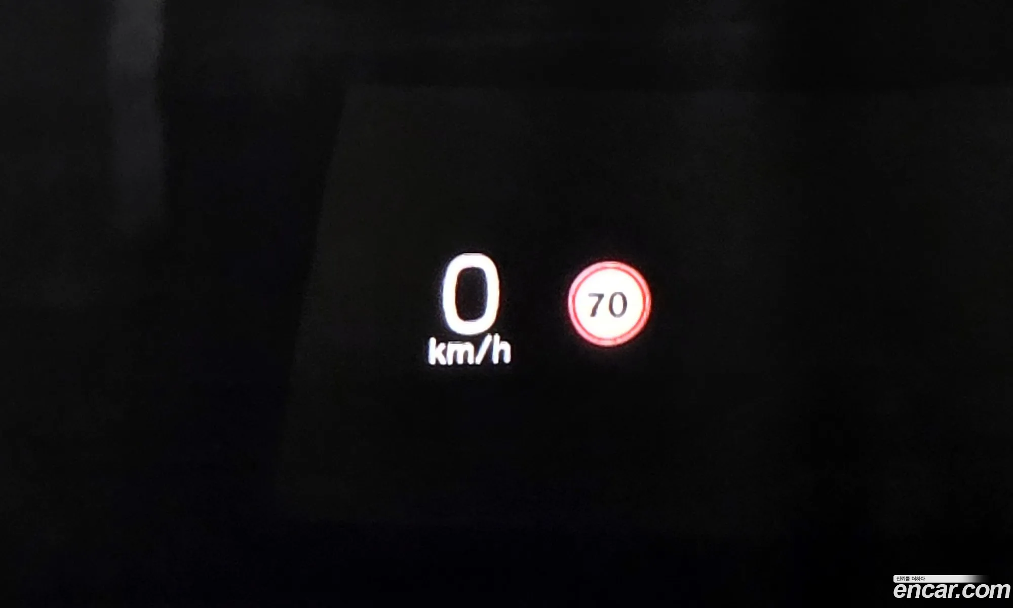 Volvo XC60 2019 YV1UZ68TCK1391049 — 2