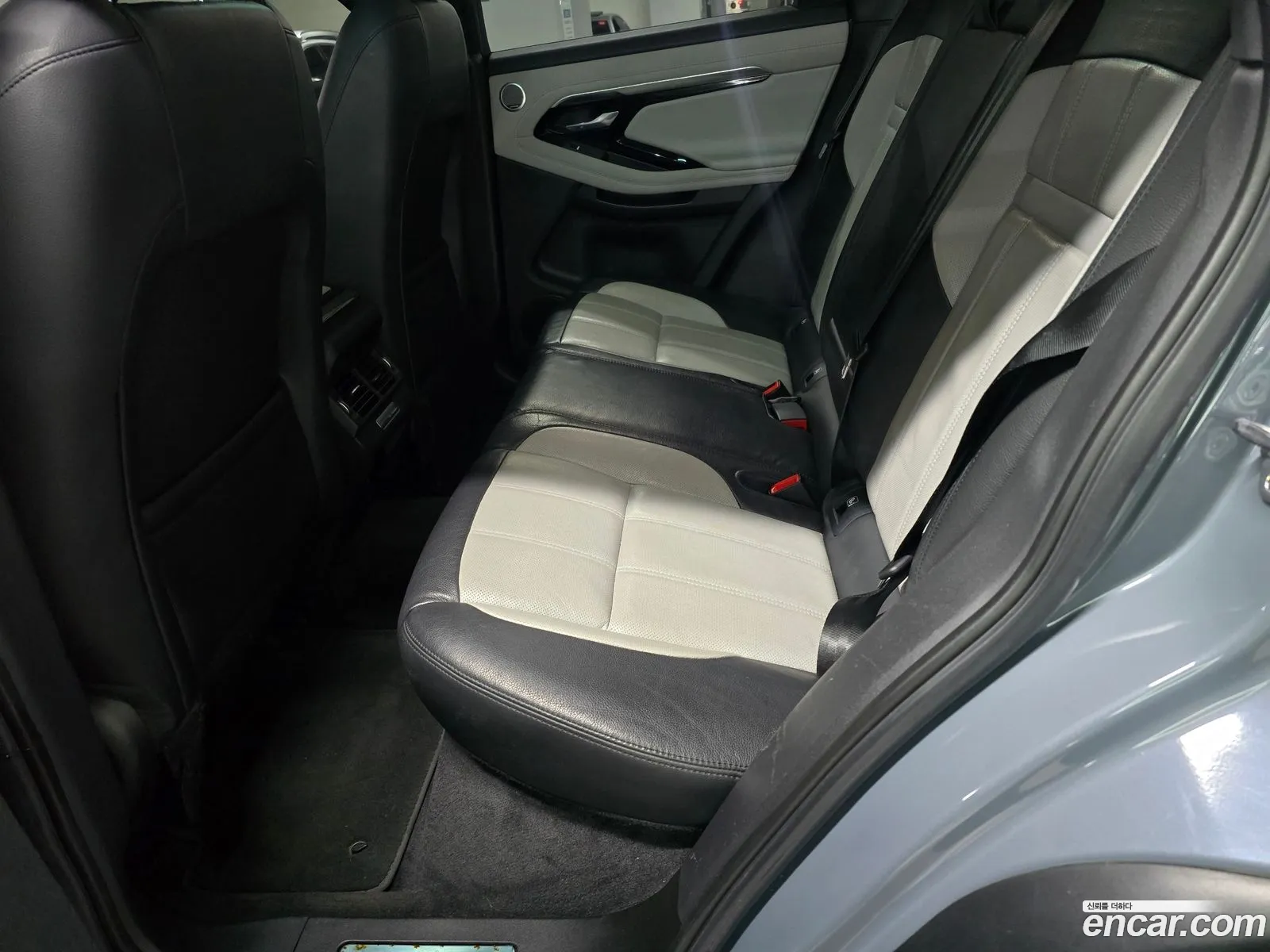Land Rover Range Rover Evoque 2019 — 19