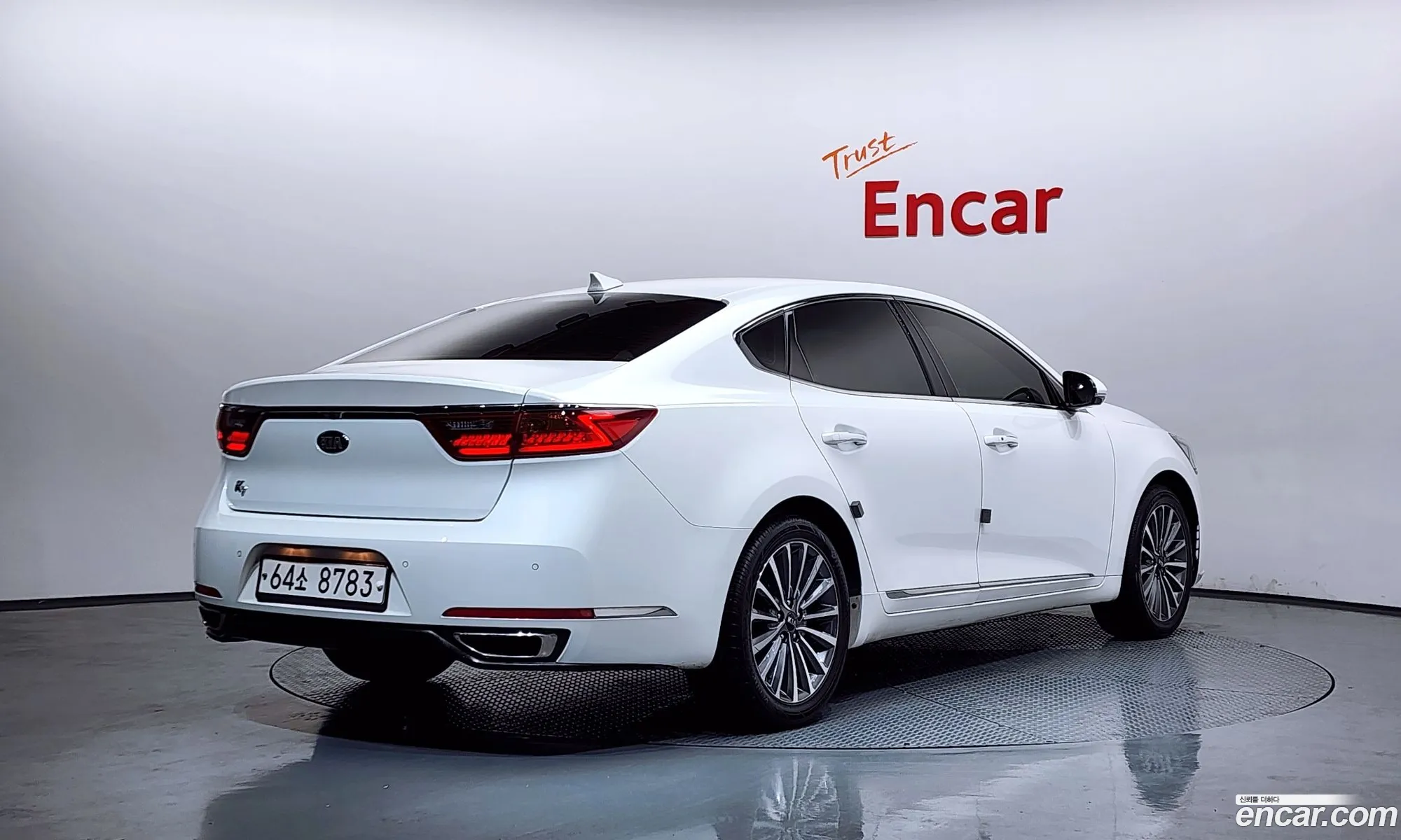 Kia K7 2017 — 18