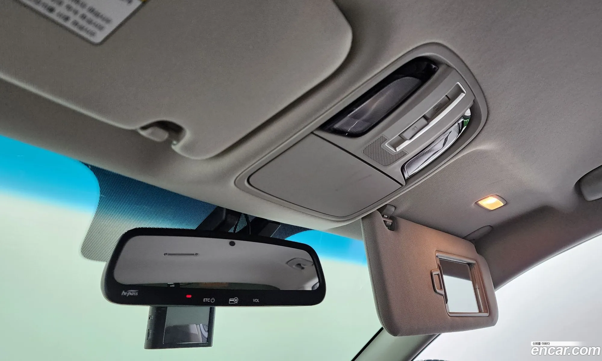 Kia K7 2017 — 16