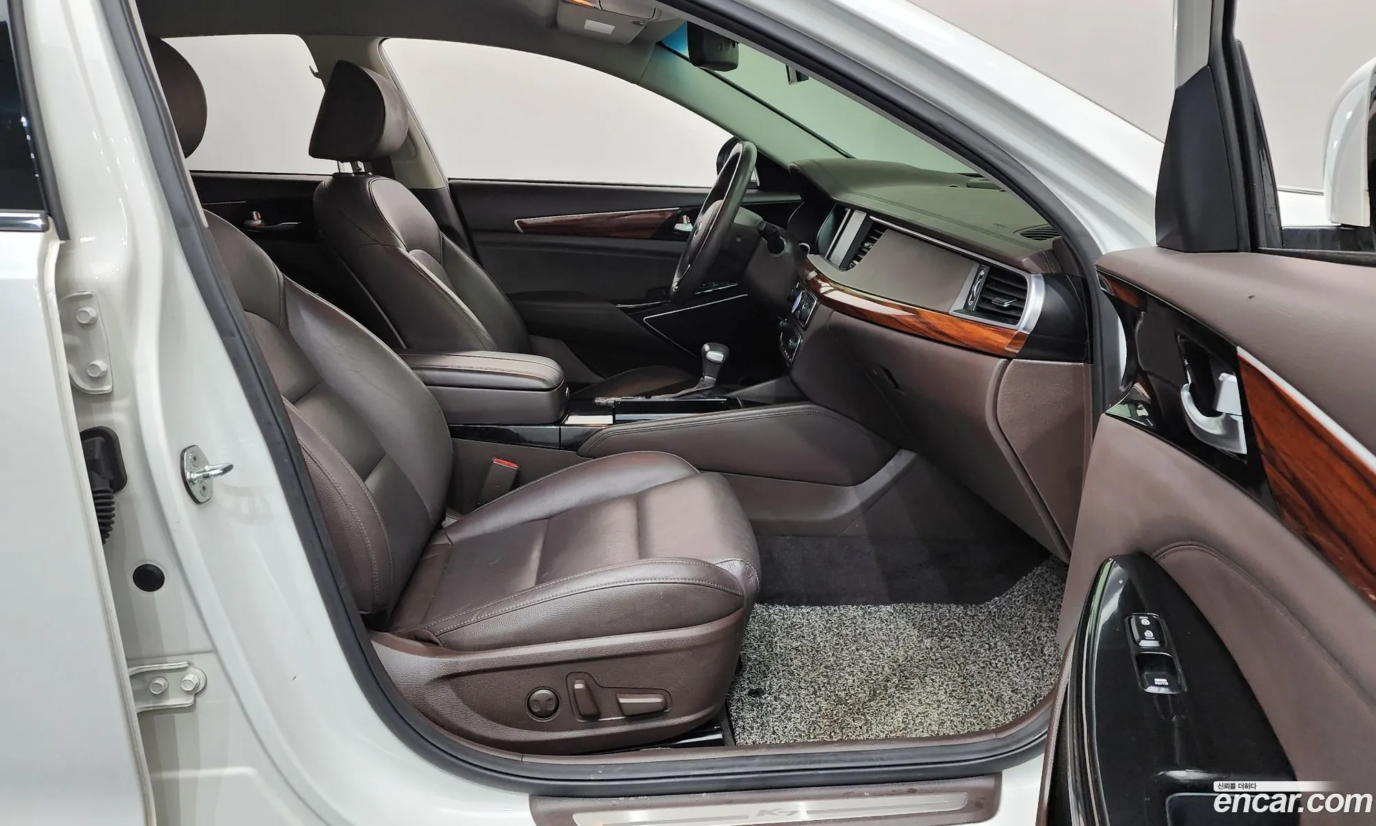 Kia K7 2017 — 8