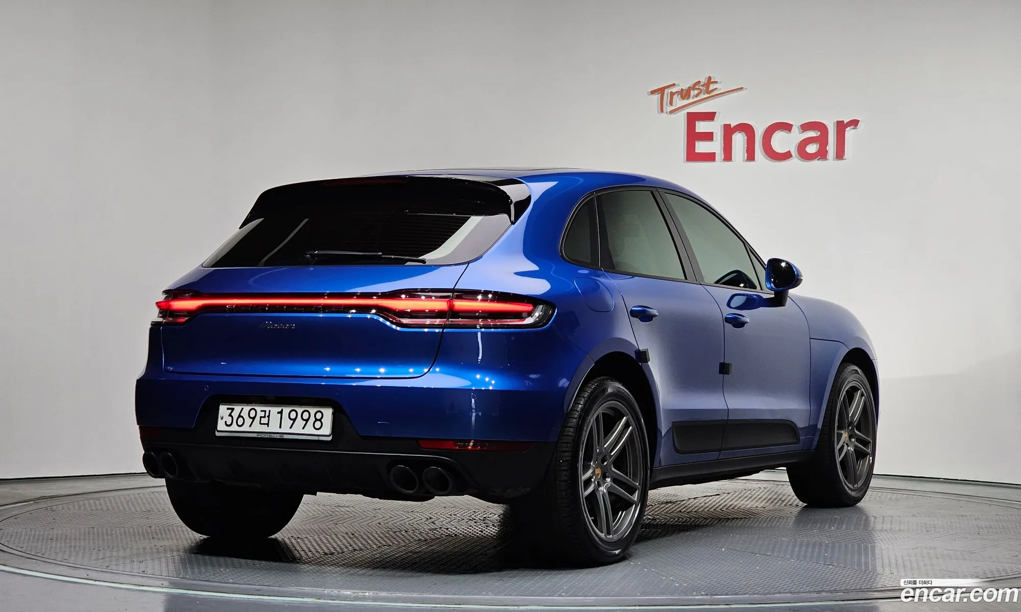 Porsche Macan 2019 WP1AA2956KLB14807 — 3