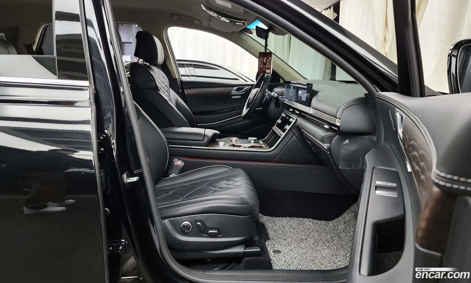 Genesis GV80 2023 — 17