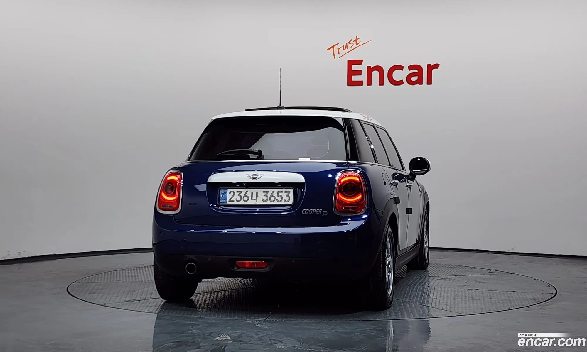 Mini Cooper D 2015 — 2