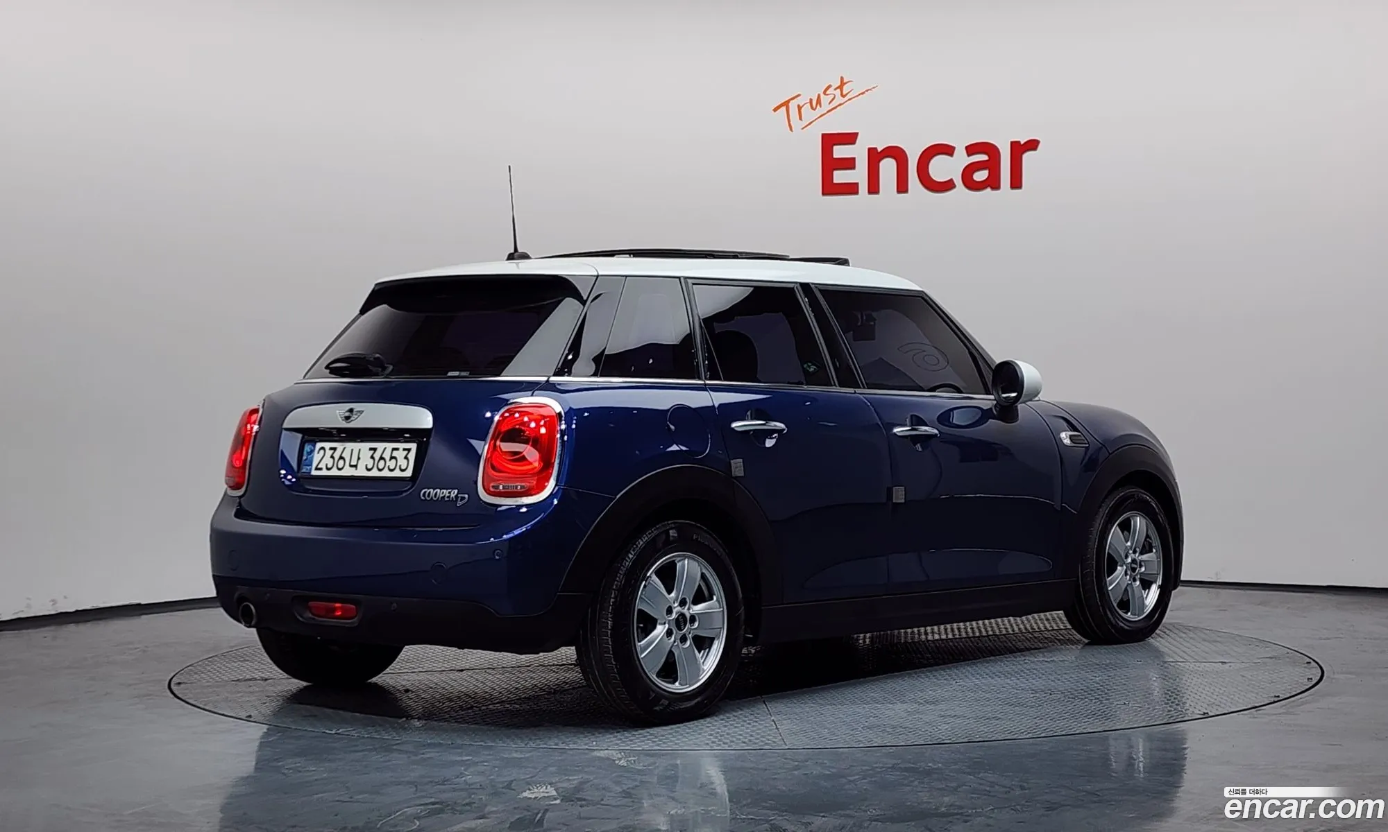 Mini Cooper D 2015 — 14