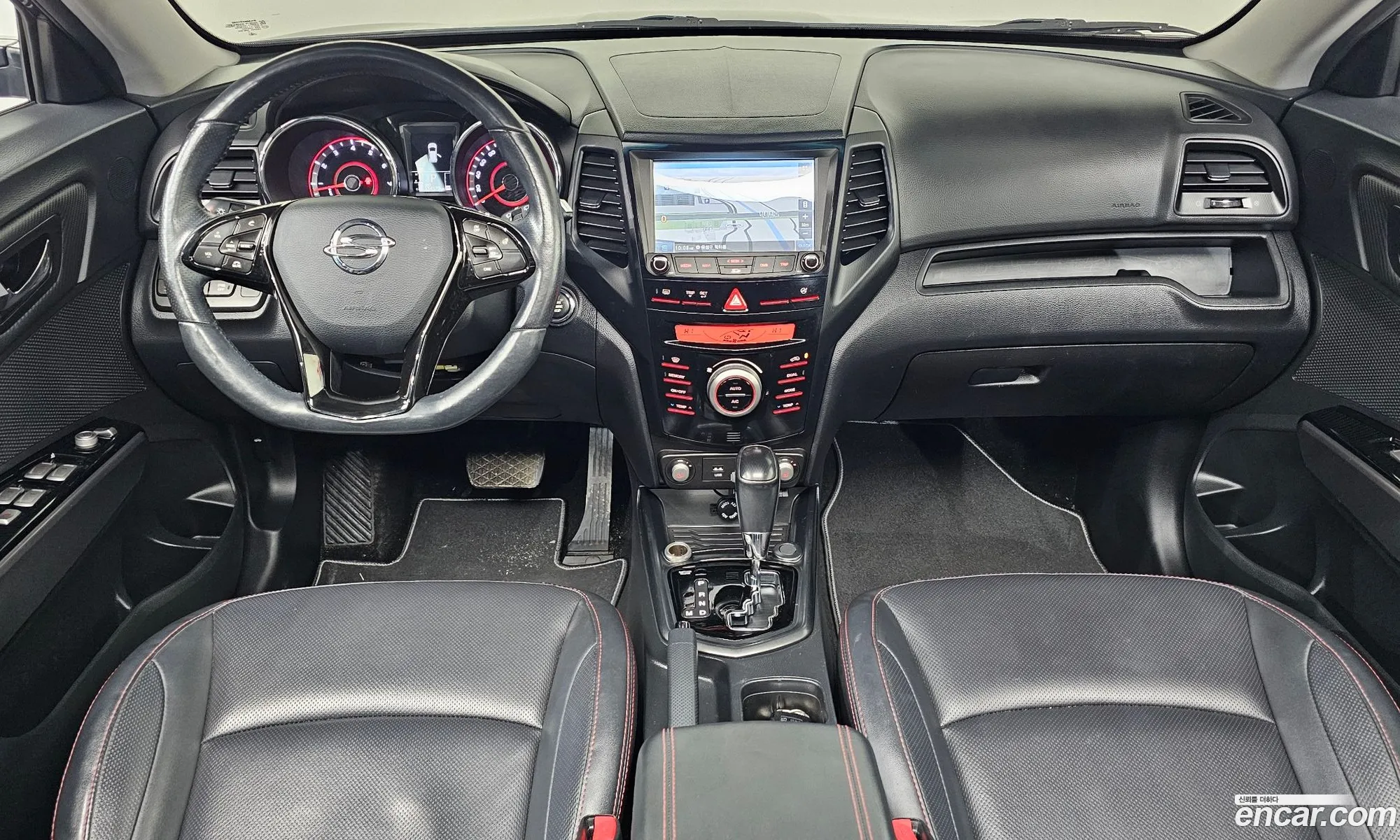 KG Mobility (SsangYong) Tivoli Air 2017 — 4