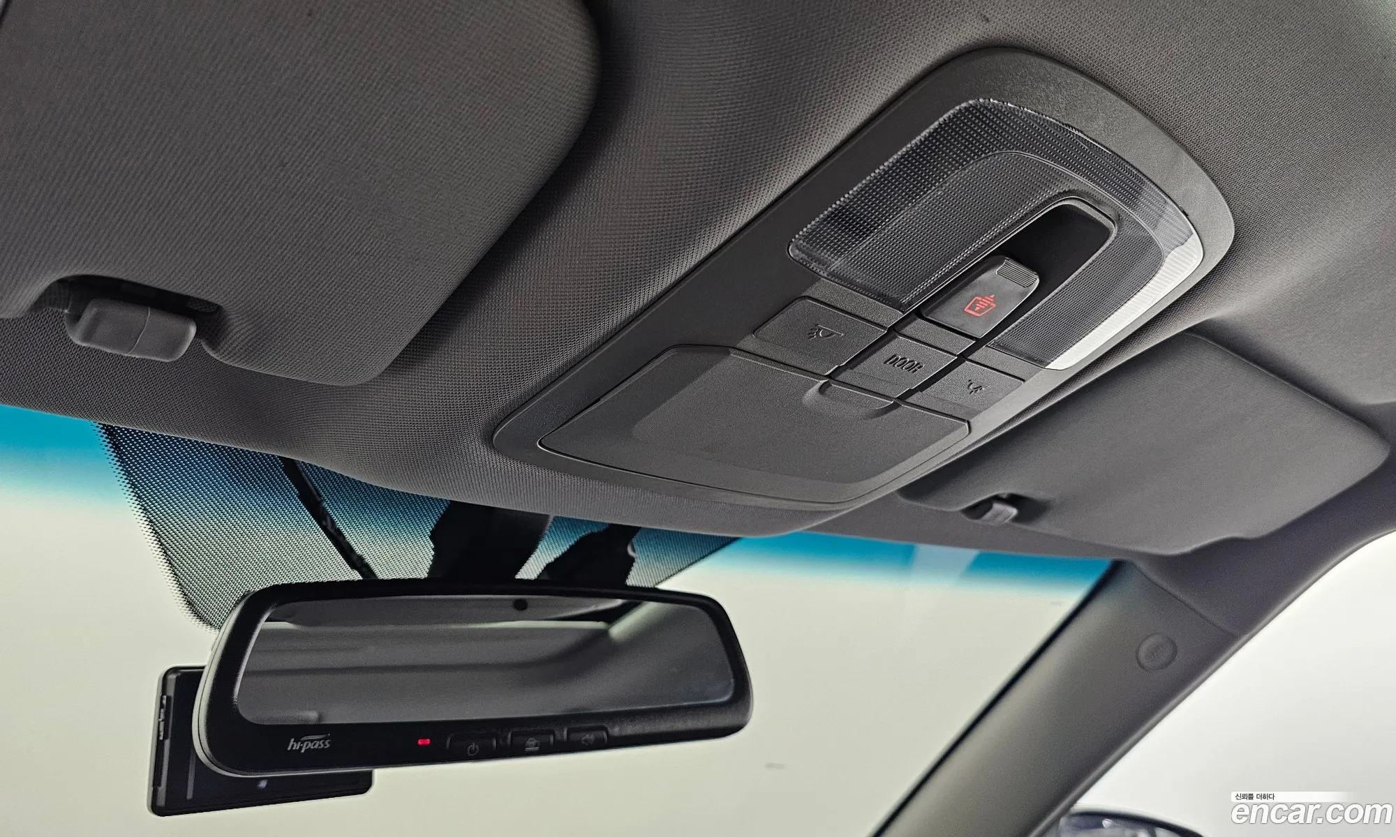 KG Mobility (SsangYong) Tivoli Air 2017 — 10