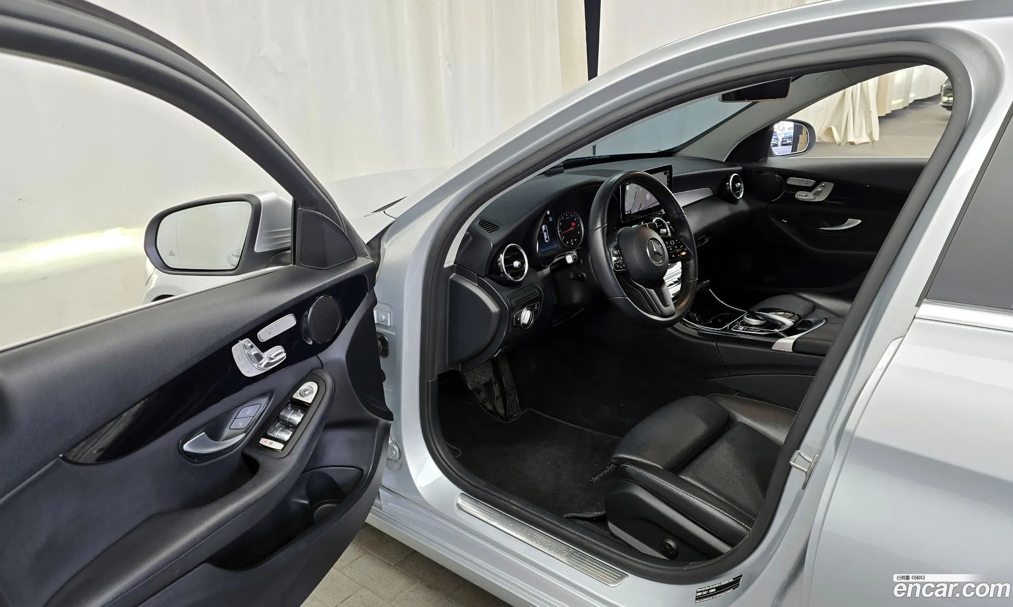 Mercedes-Benz C-Class W205 2019 — 18