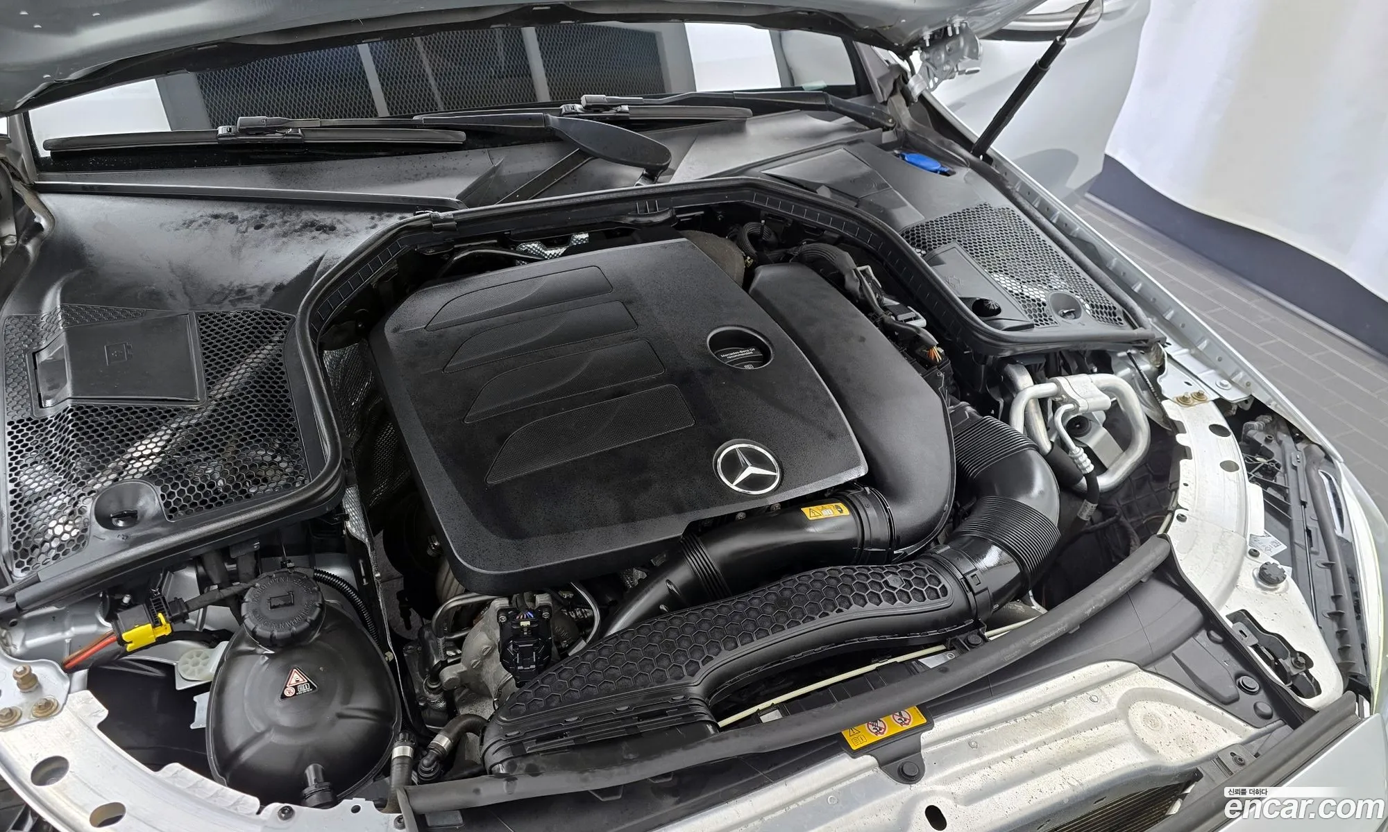Mercedes-Benz C-Class W205 2019 — 2