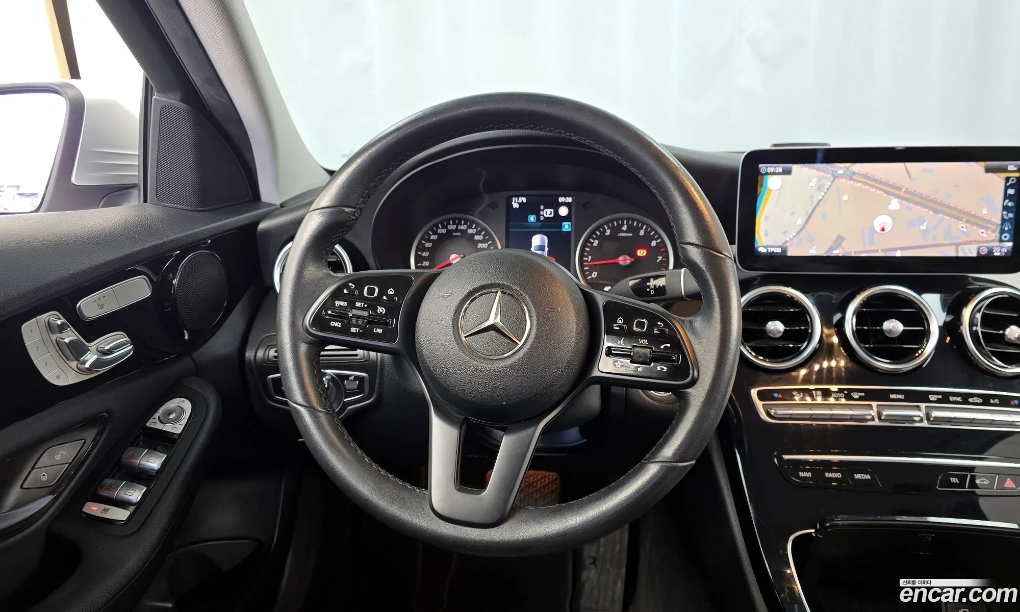 Mercedes-Benz C-Class W205 2019 — 15
