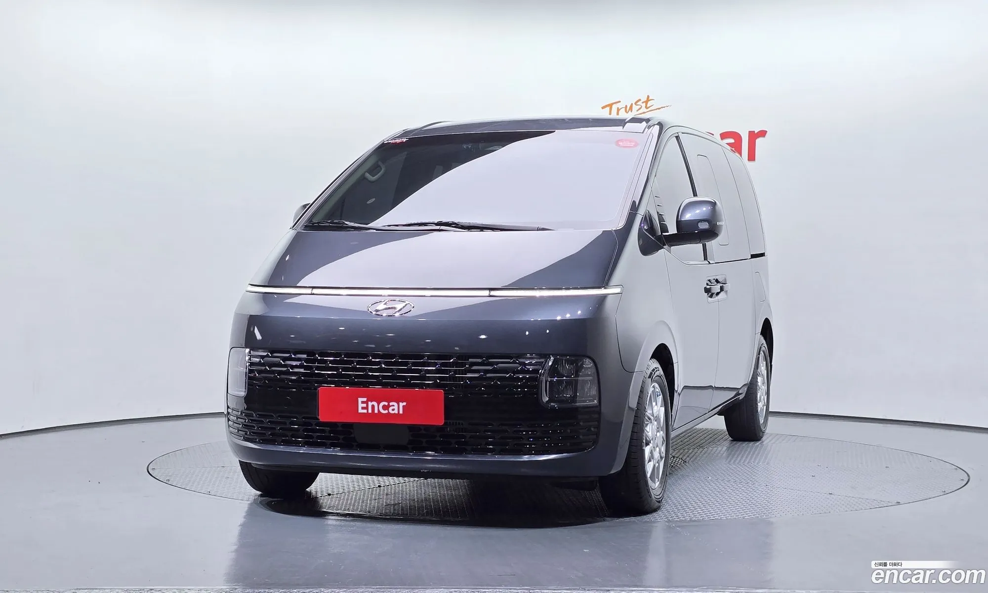 Hyundai Staria 2023 — 10