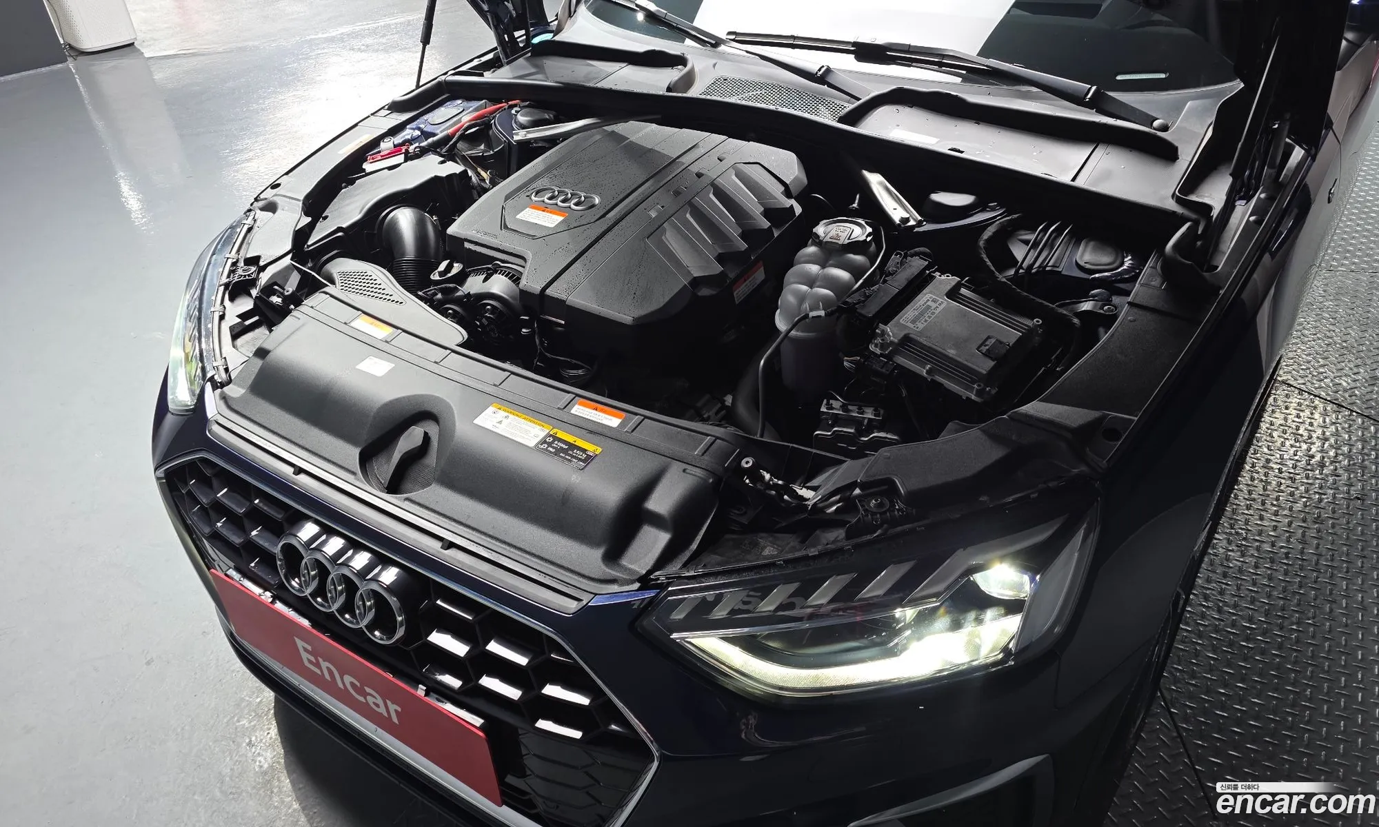 Audi A4 2023 WAUZZZF49PN013299 — 8