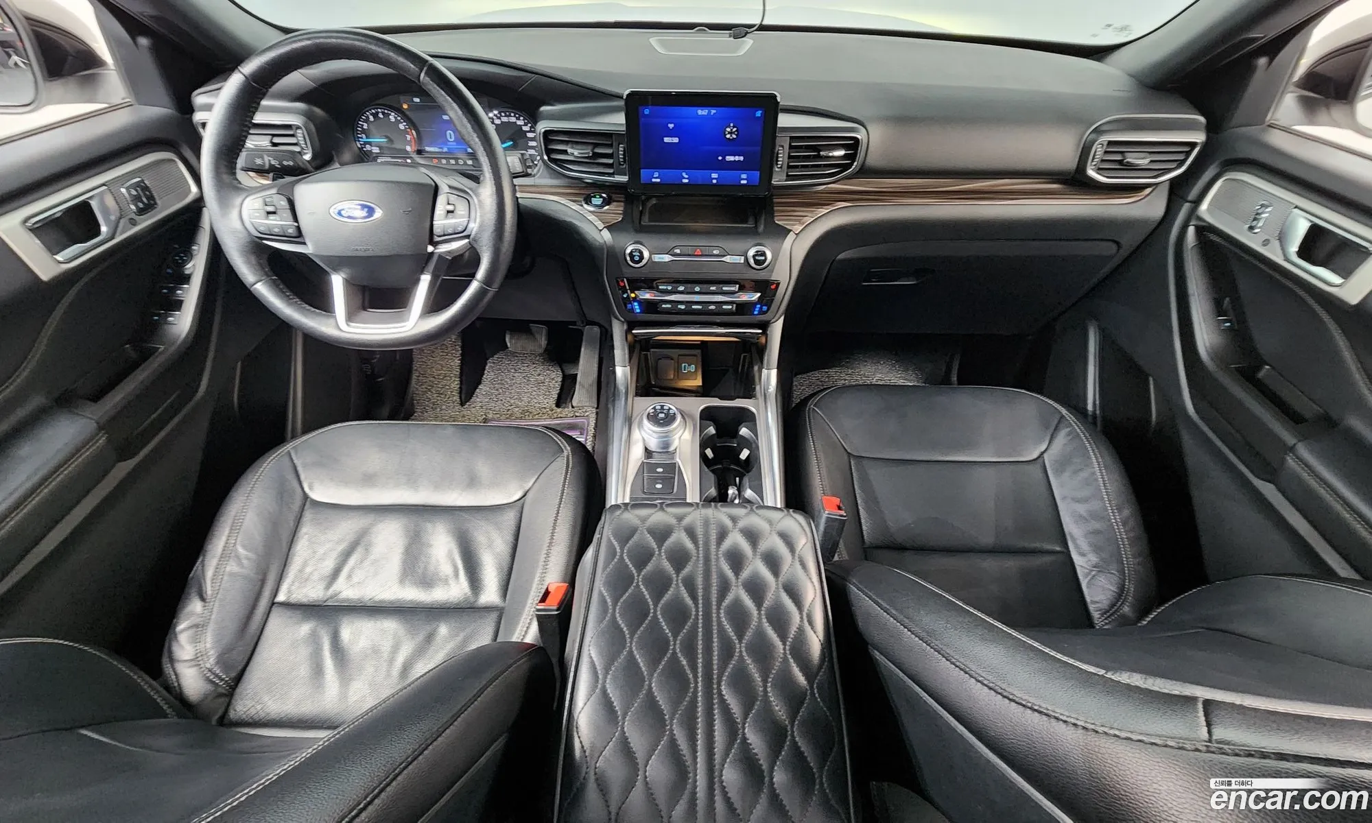 Ford Explorer 6th Gen 2020 1FMSK8FH7LGB58972 — 17