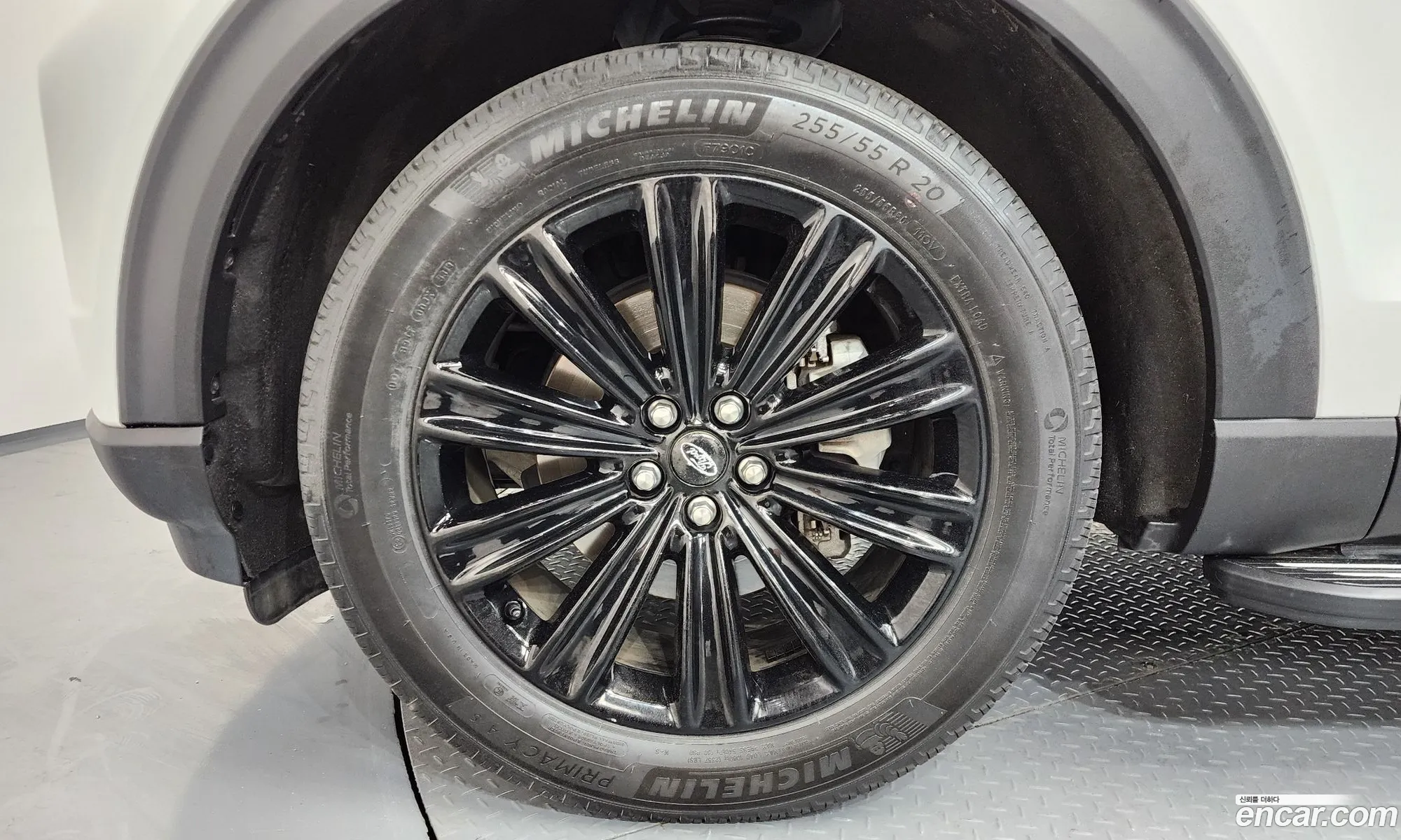 Ford Explorer 6th Gen 2020 1FMSK8FH7LGB58972 — 13