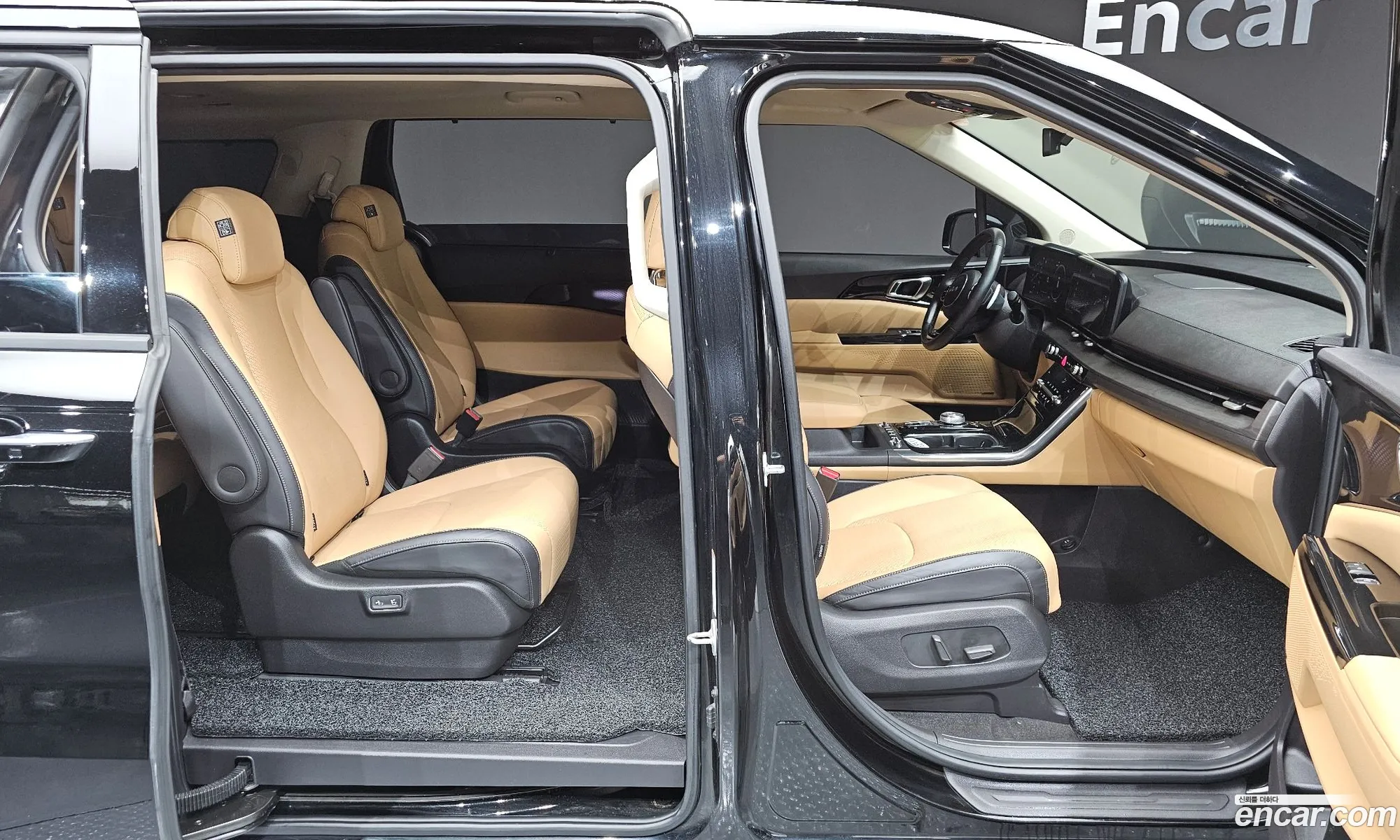Kia Carnival 2022 — 6