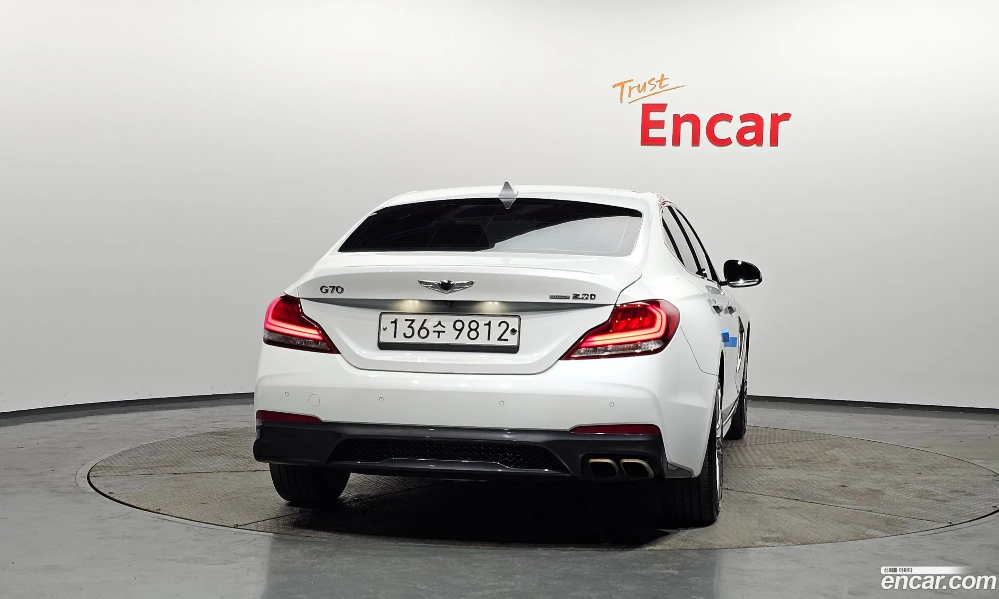 Genesis G70 2019 — 12