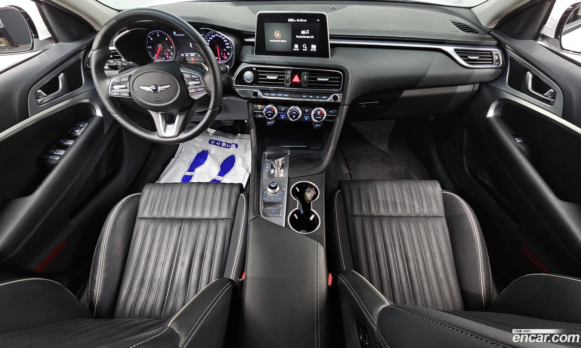 Genesis G70 2019 — 10