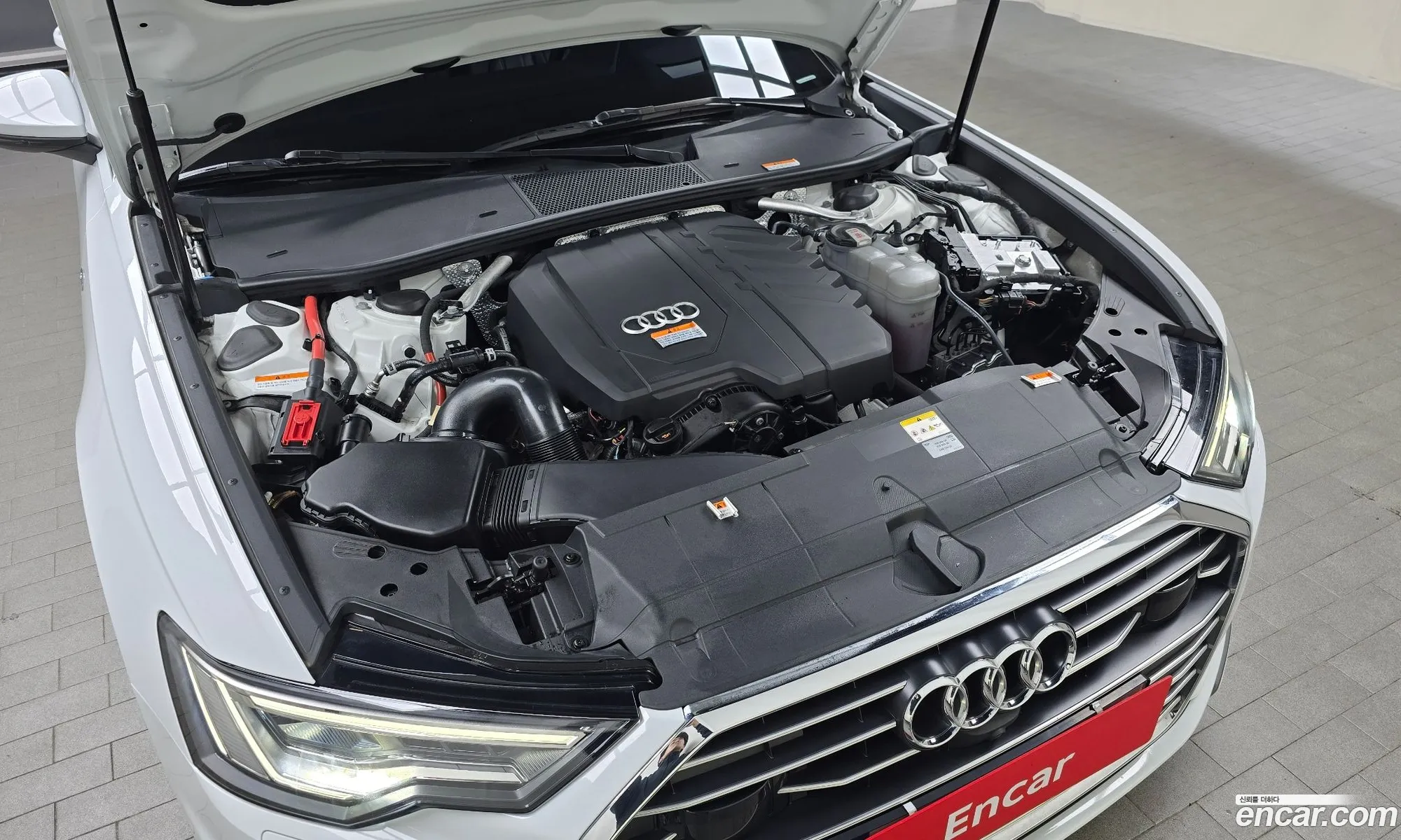 Audi A6 2022 WAUZZZF29NN058657 — 11