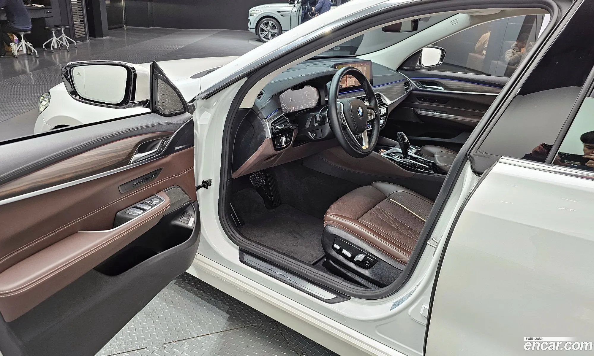 BMW 6 Series GT 2024 — 12