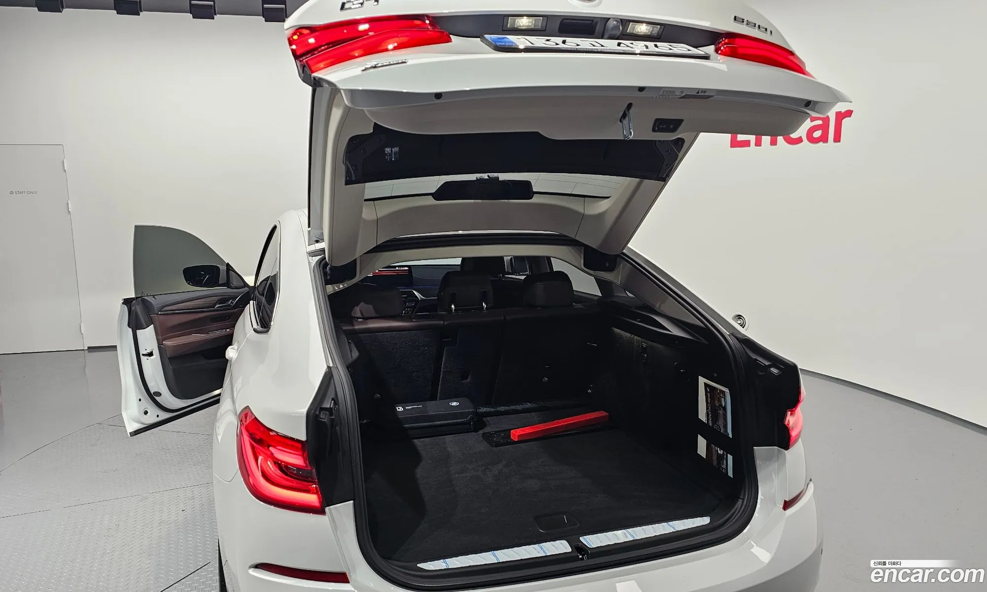 BMW 6 Series GT 2024 — 18