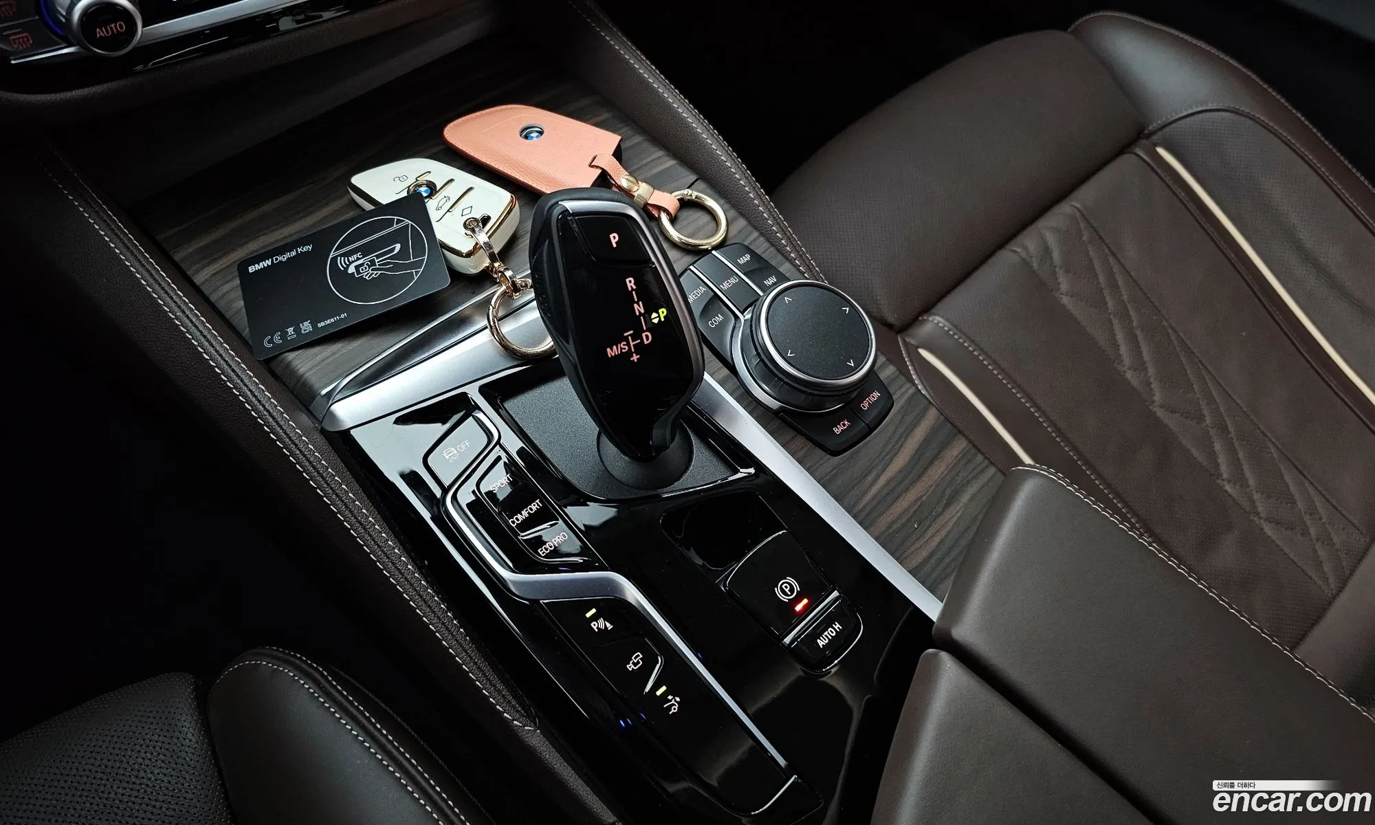 BMW 6 Series GT 2024 — 13
