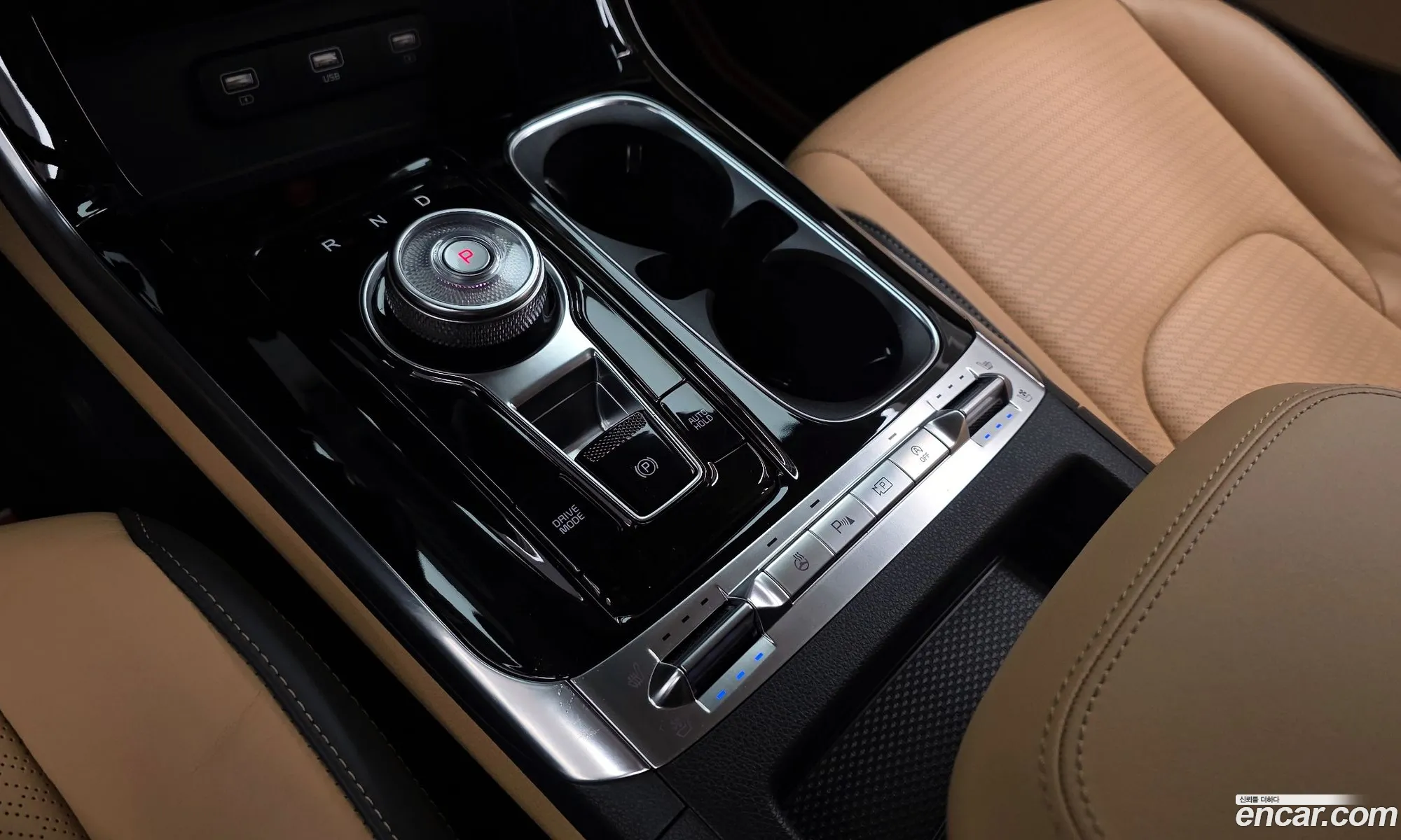Kia Carnival 2021 — 20
