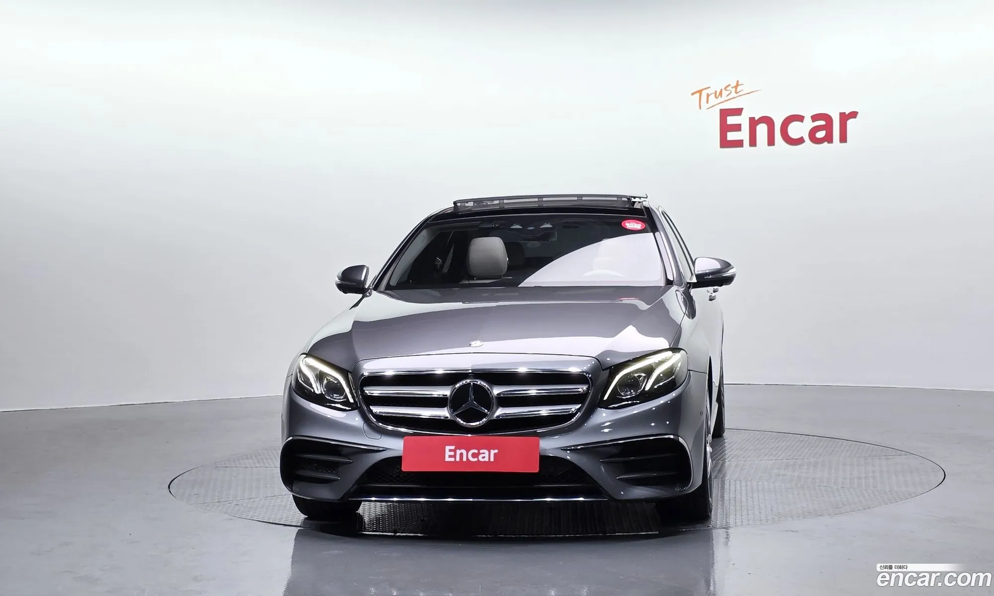 Mercedes-Benz E-Class W213 2017 — 19