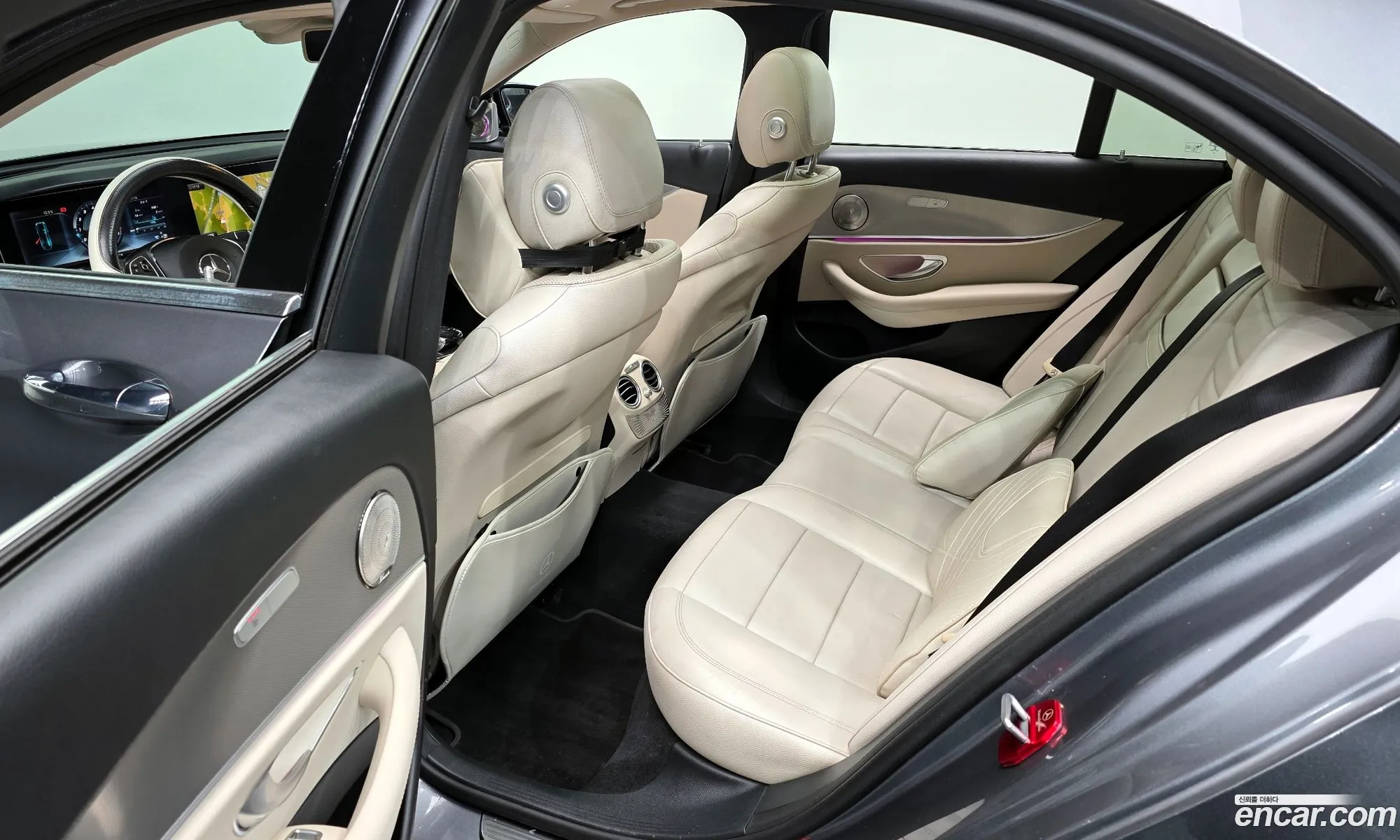 Mercedes-Benz E-Class W213 2017 — 9