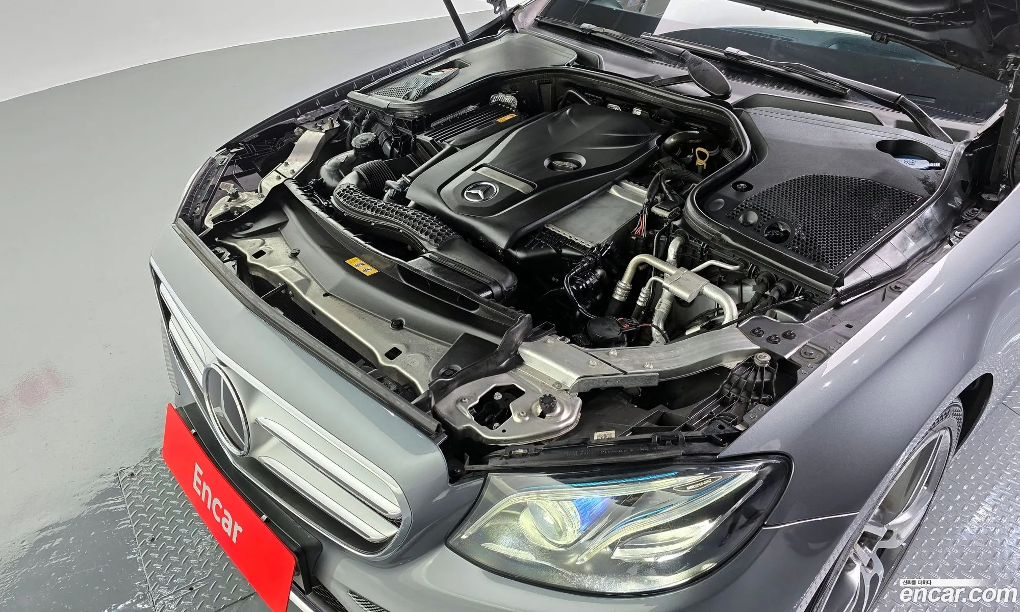 Mercedes-Benz E-Class W213 2017 — 11