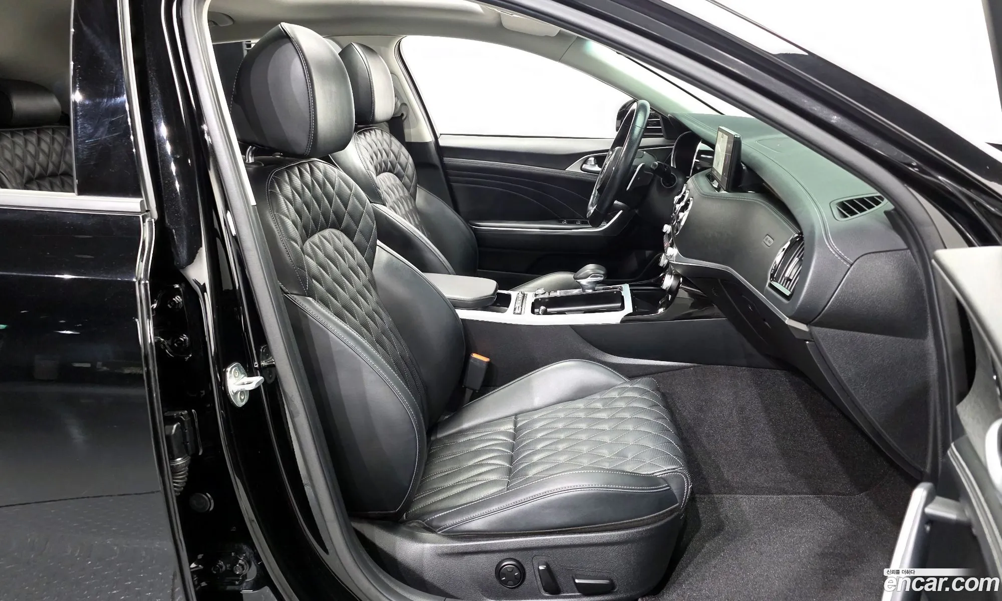 Kia Stinger Meister 2020 — 3