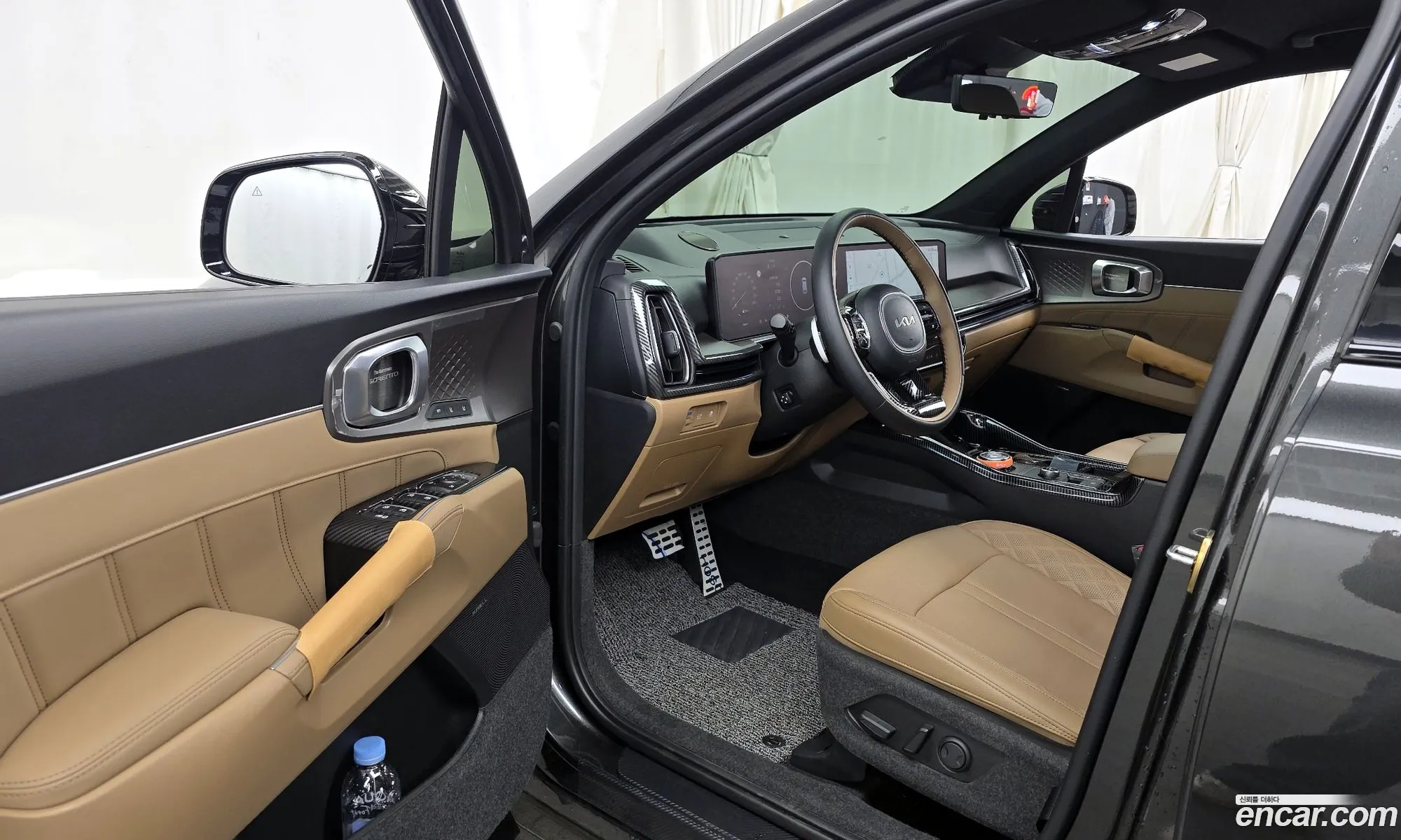 Kia Sorento 2023 KNARH81FHRA249535 — 4