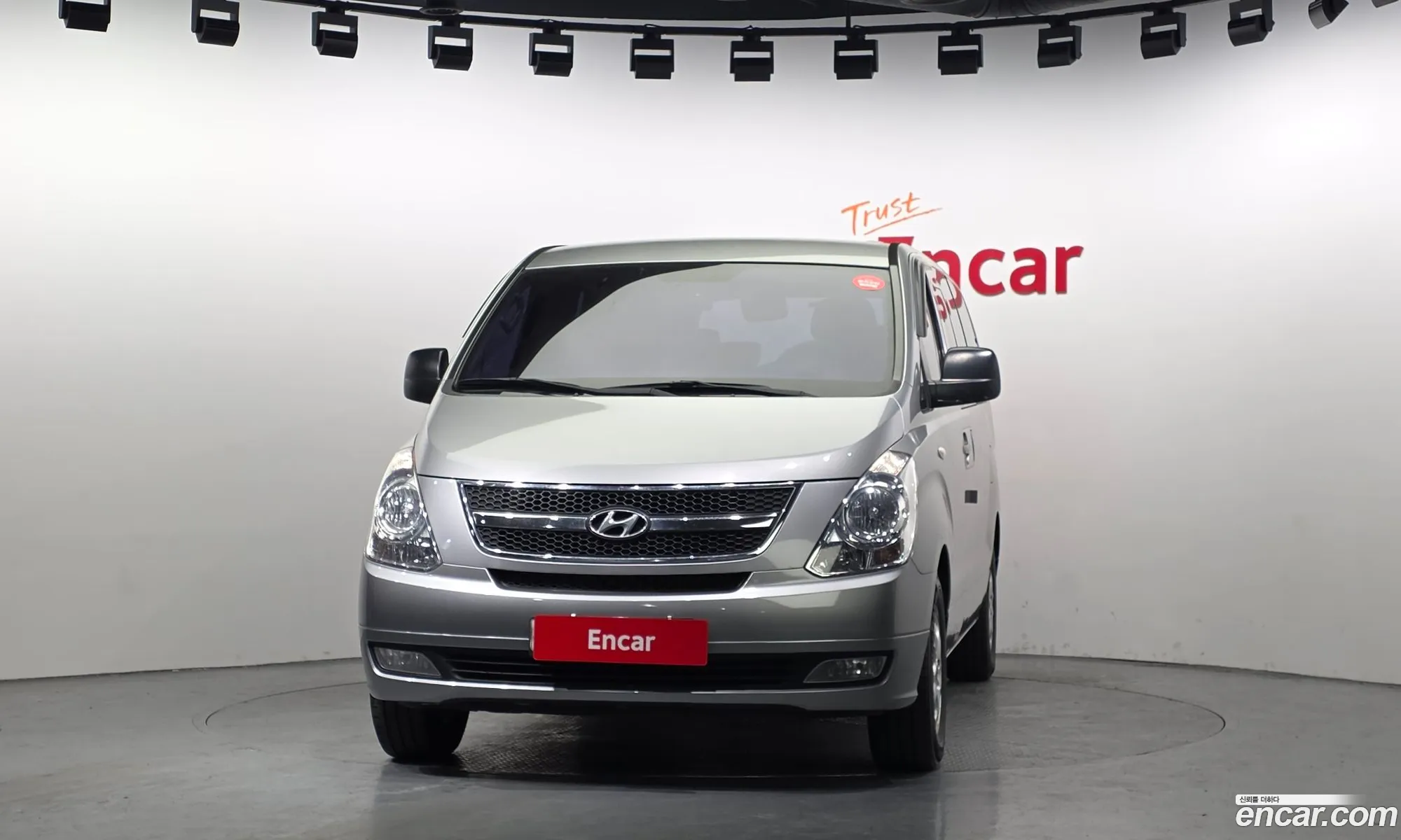 Hyundai Grand Starex 2013 — 15